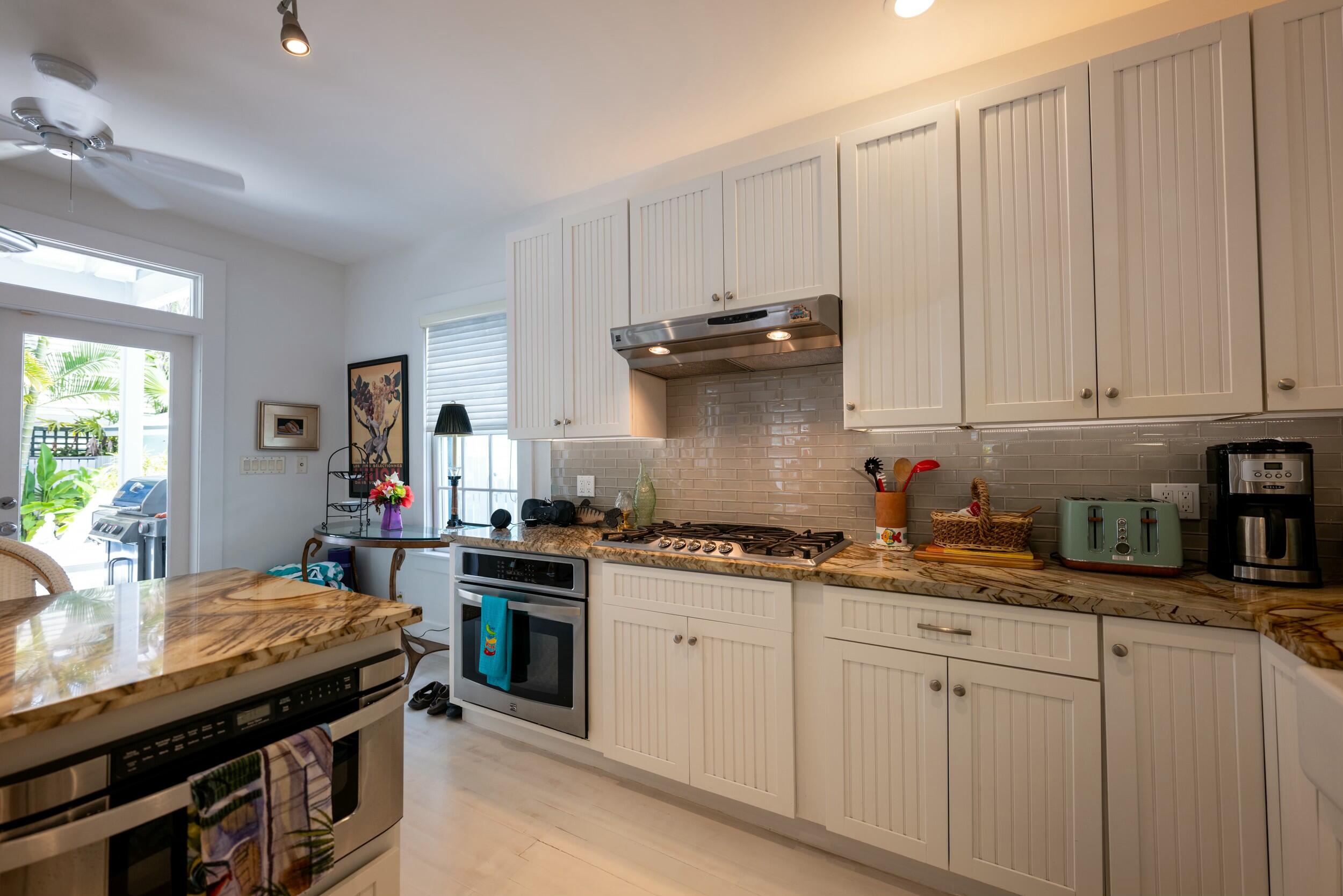 1309 Petronia Street Property Photo 11