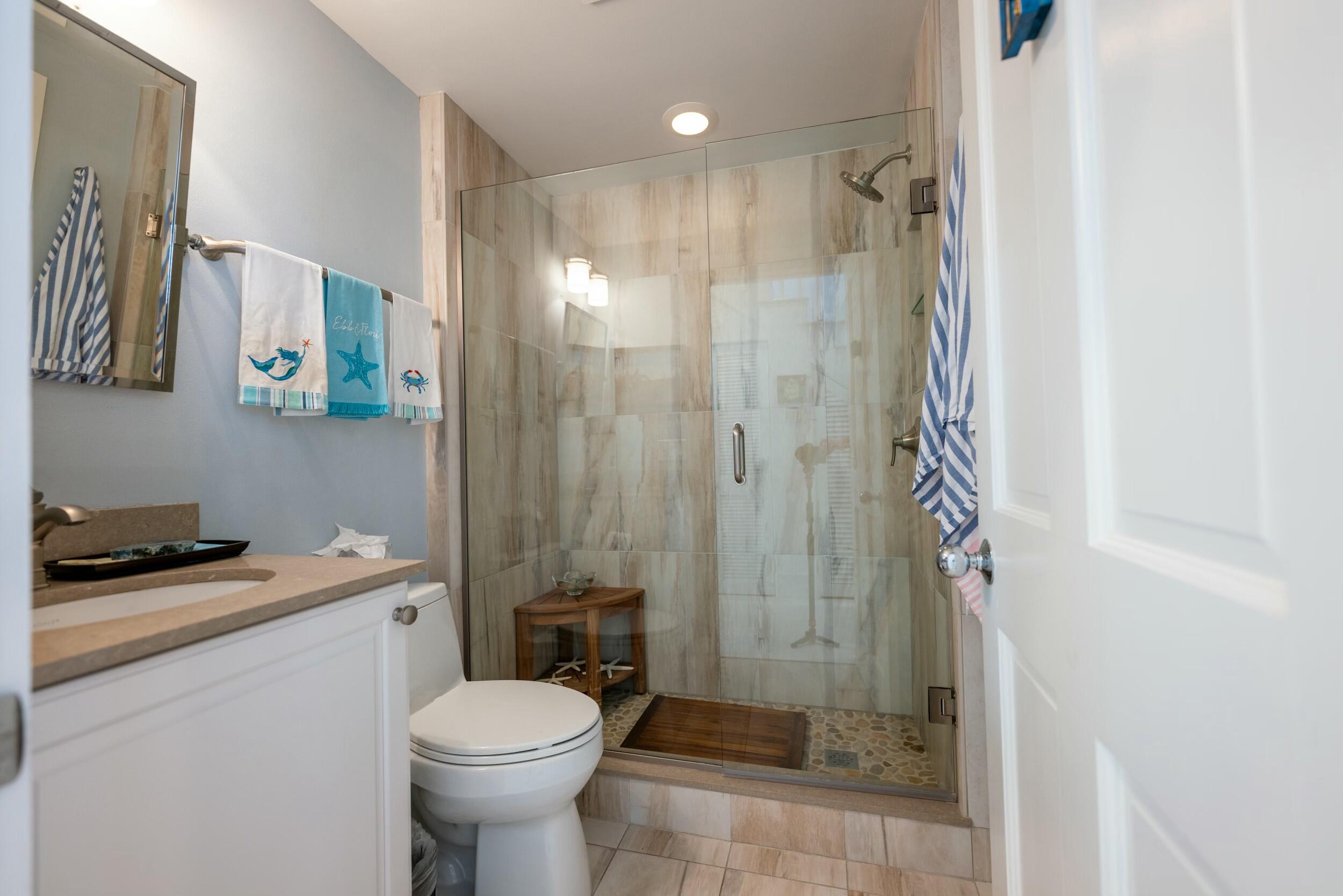 1309 Petronia Street Property Photo 15