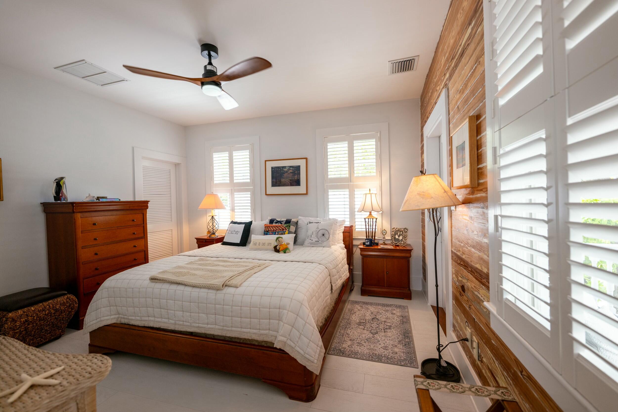 1309 Petronia Street Property Photo 24