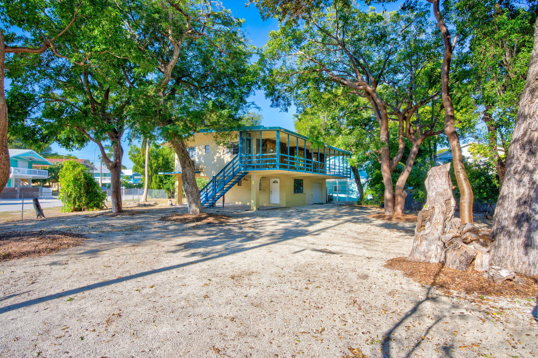 27 Lycaloma Avenue Property Photo 1