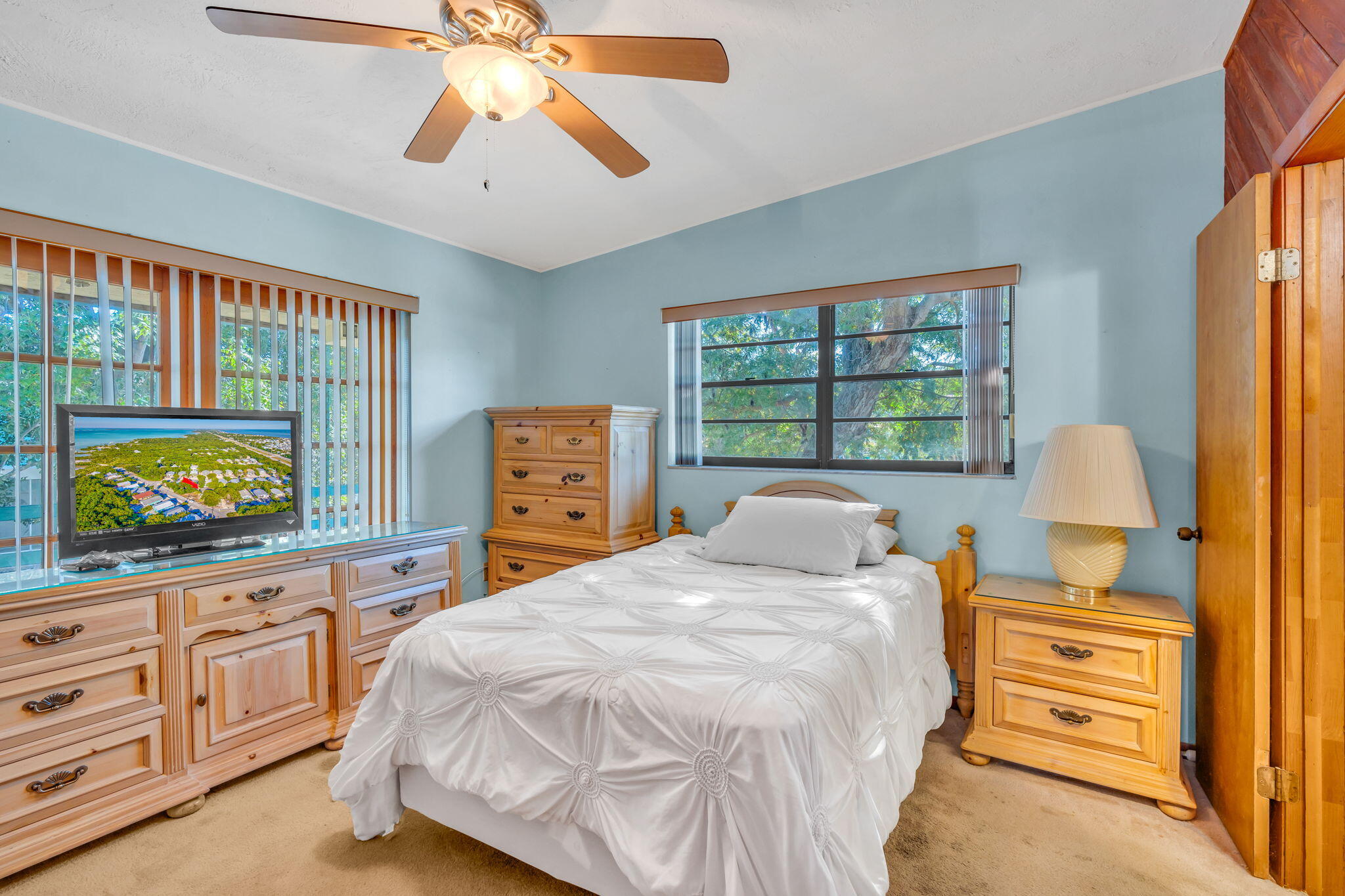 27 Lycaloma Avenue Property Photo 3
