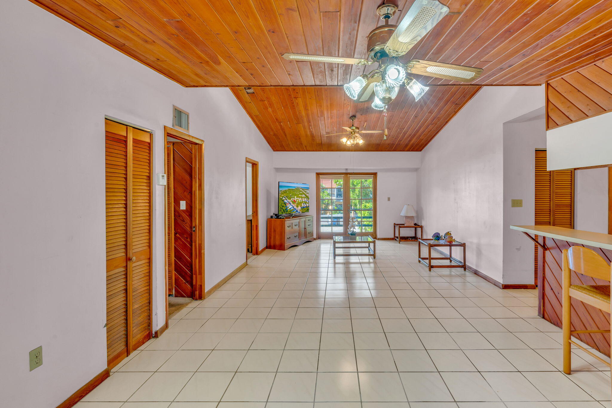 27 Lycaloma Avenue Property Photo 11