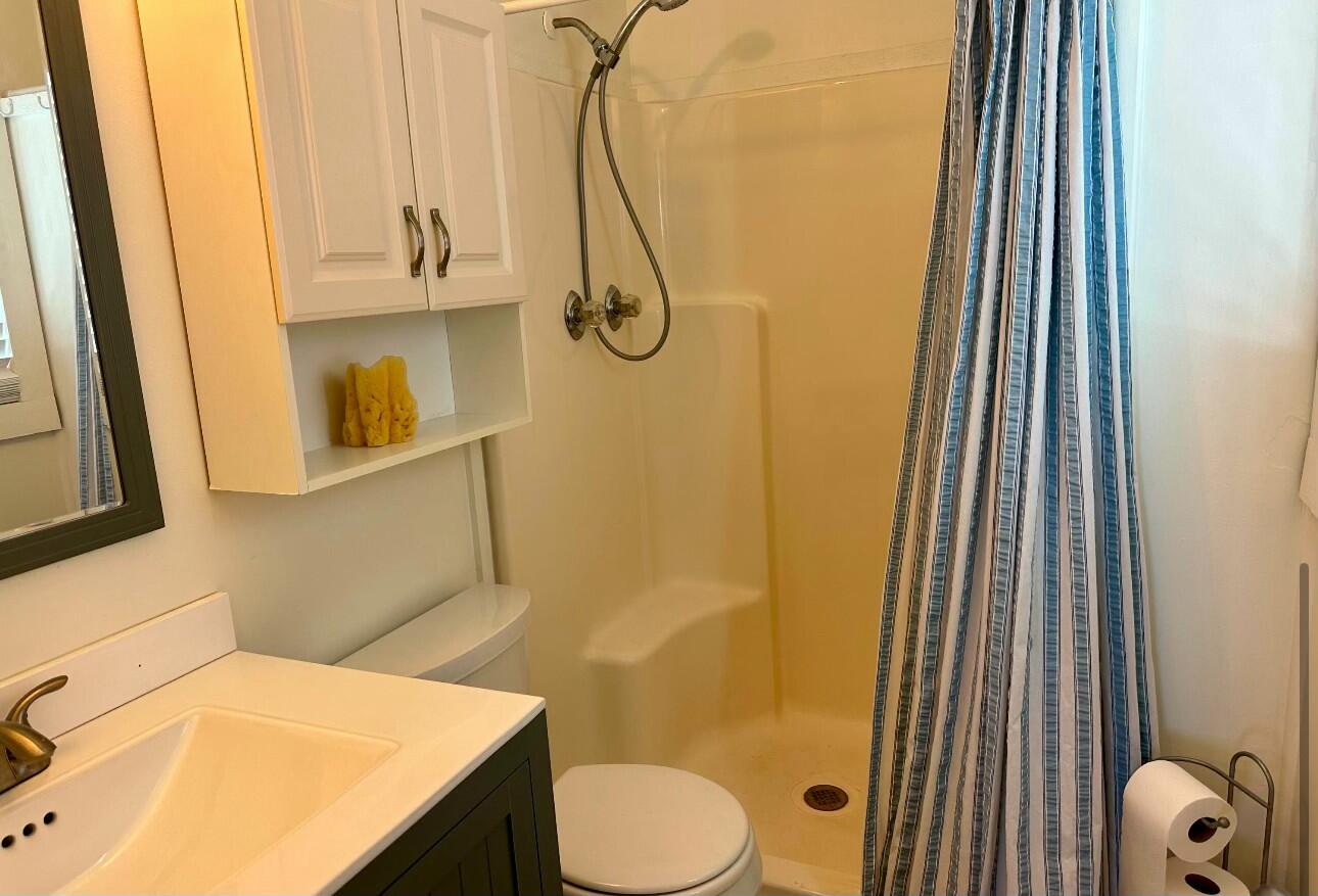 813 Hawksbill Lane Property Photo 7