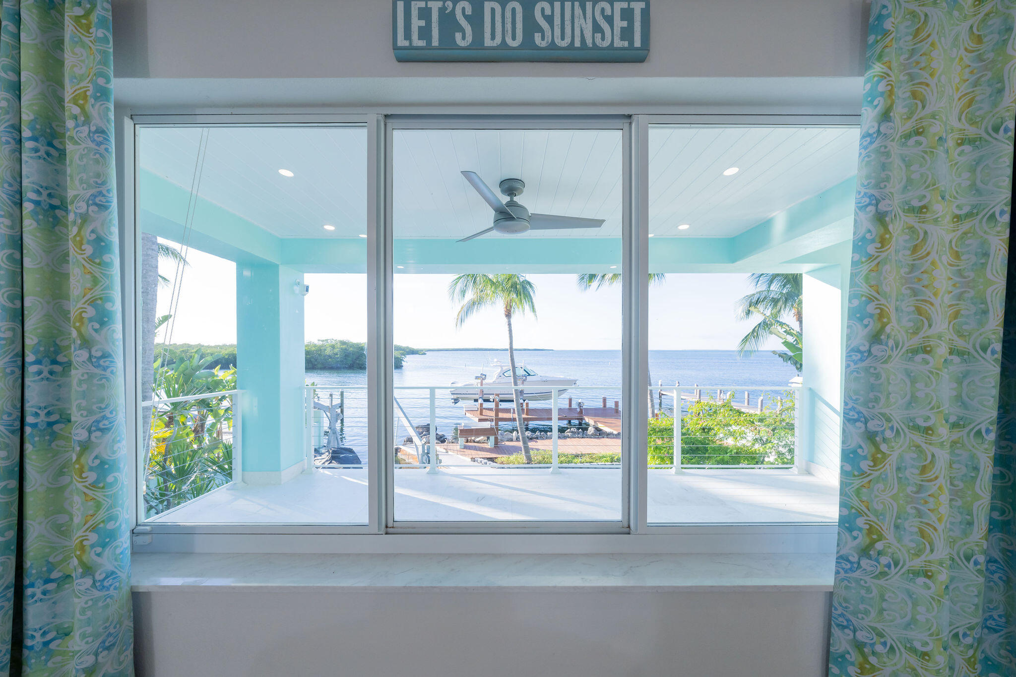 406 S Coconut Palm Boulevard Property Photo 9