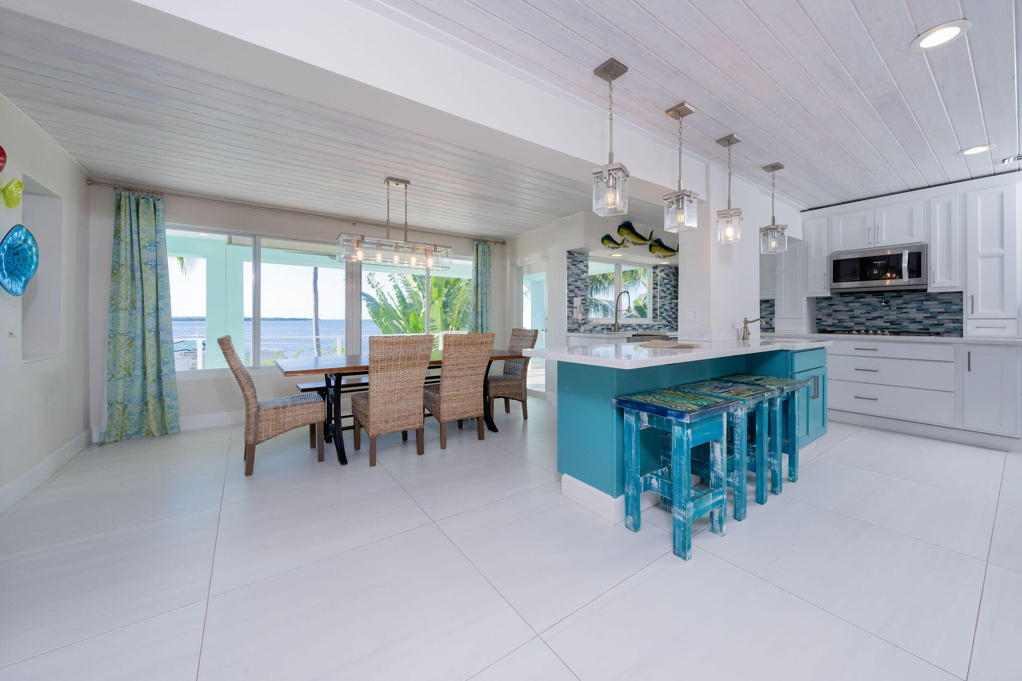 406 S Coconut Palm Boulevard Property Photo 21