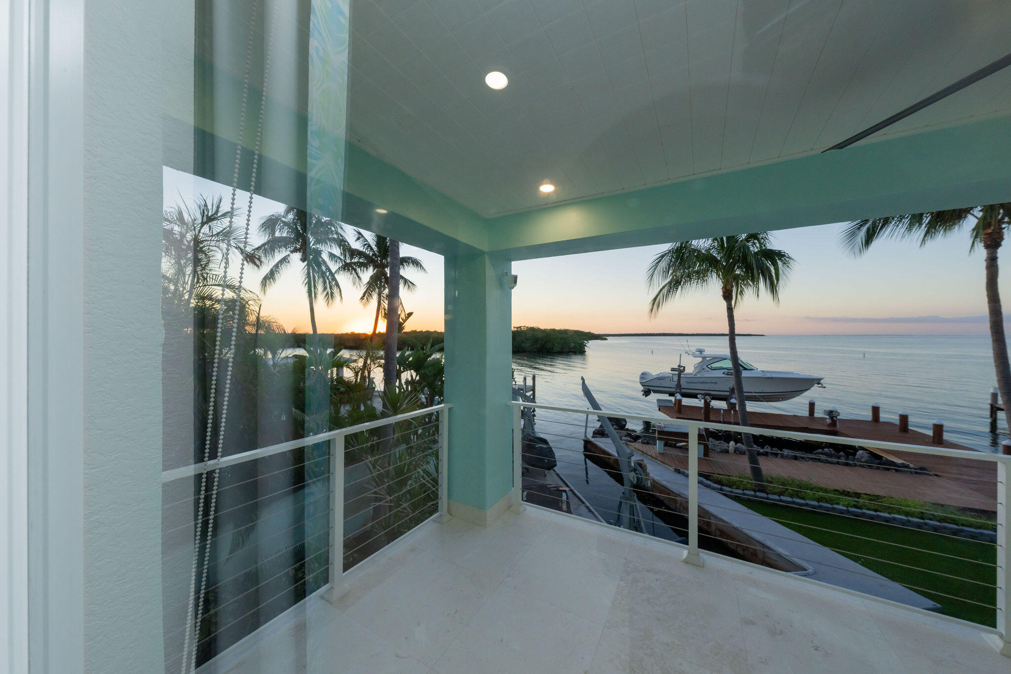 406 S Coconut Palm Boulevard Property Photo 27