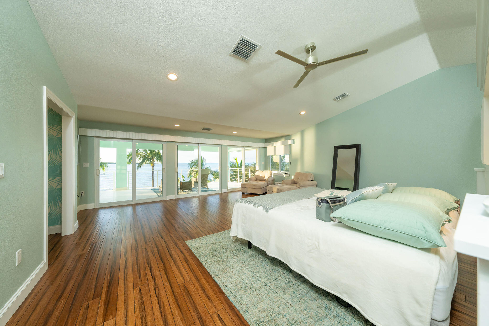 406 S Coconut Palm Boulevard Property Photo 28