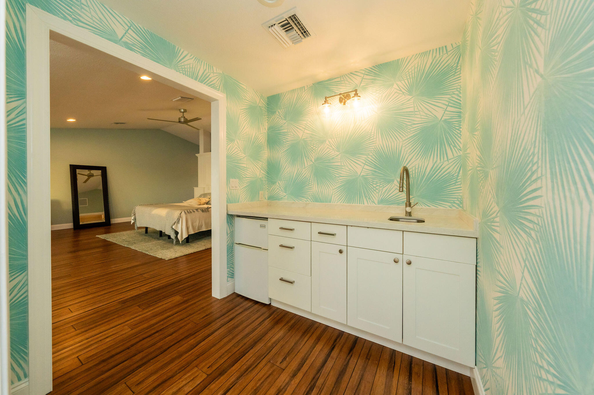406 S Coconut Palm Boulevard Property Photo 37