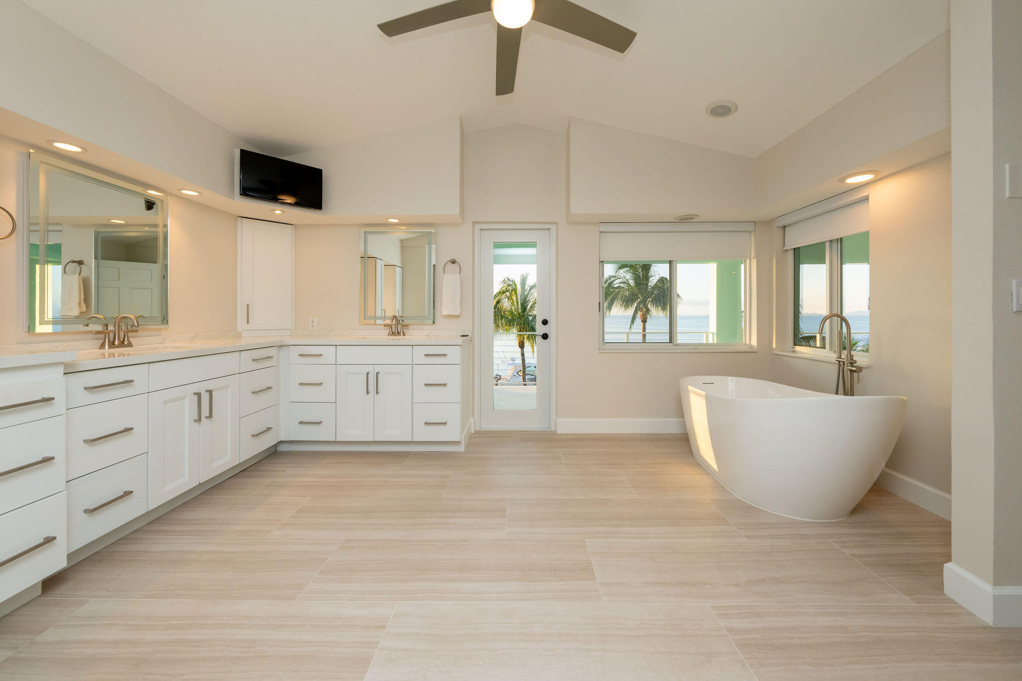 406 S Coconut Palm Boulevard Property Photo 39