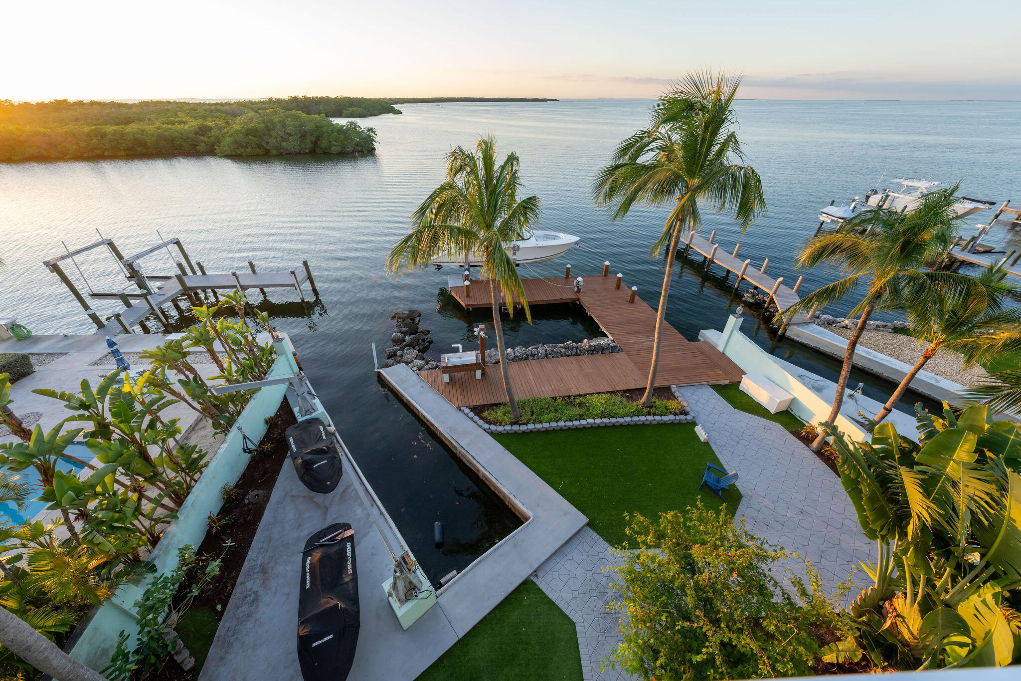 406 S Coconut Palm Boulevard Property Photo 49