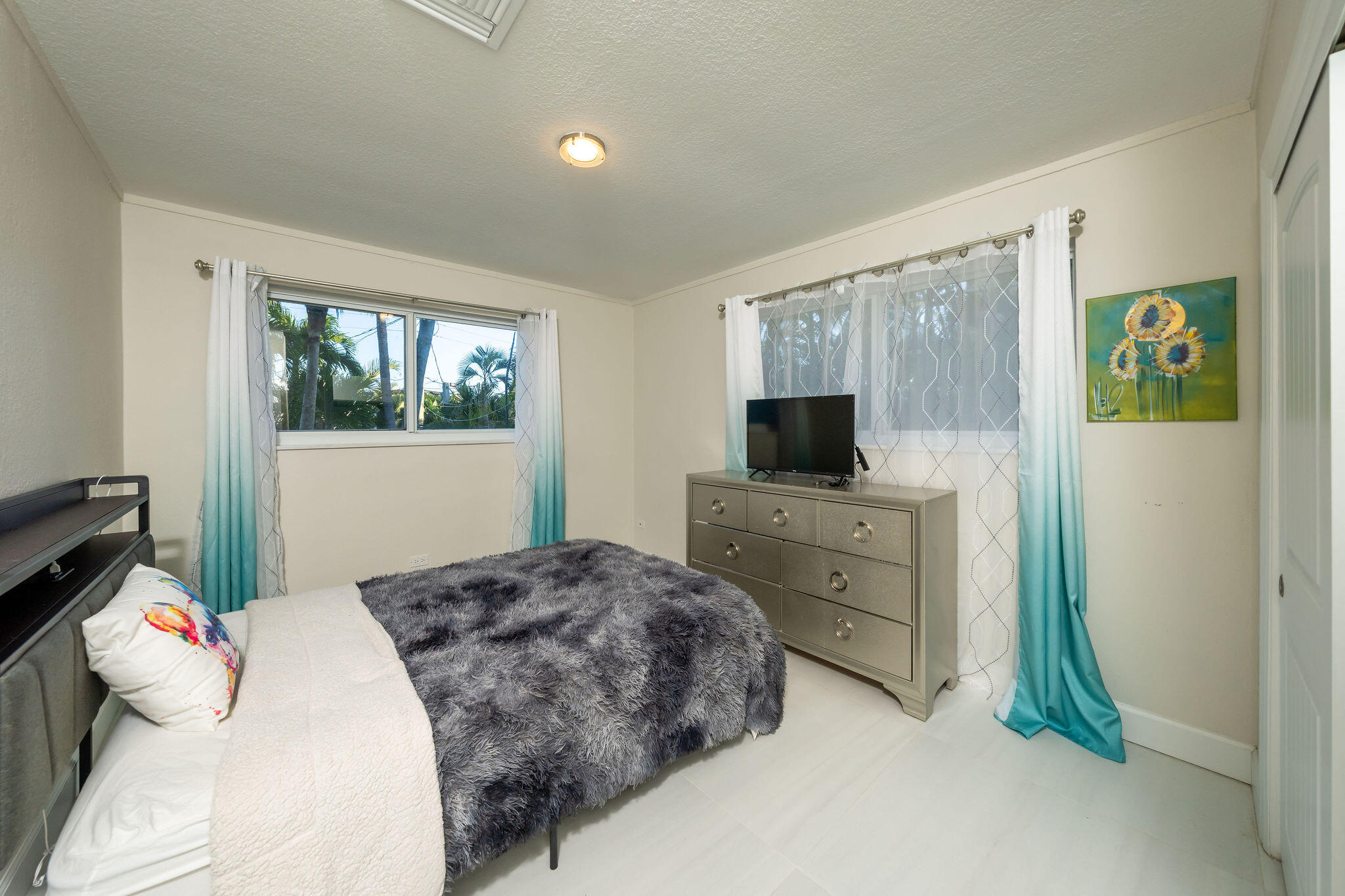406 S Coconut Palm Boulevard Property Photo 53
