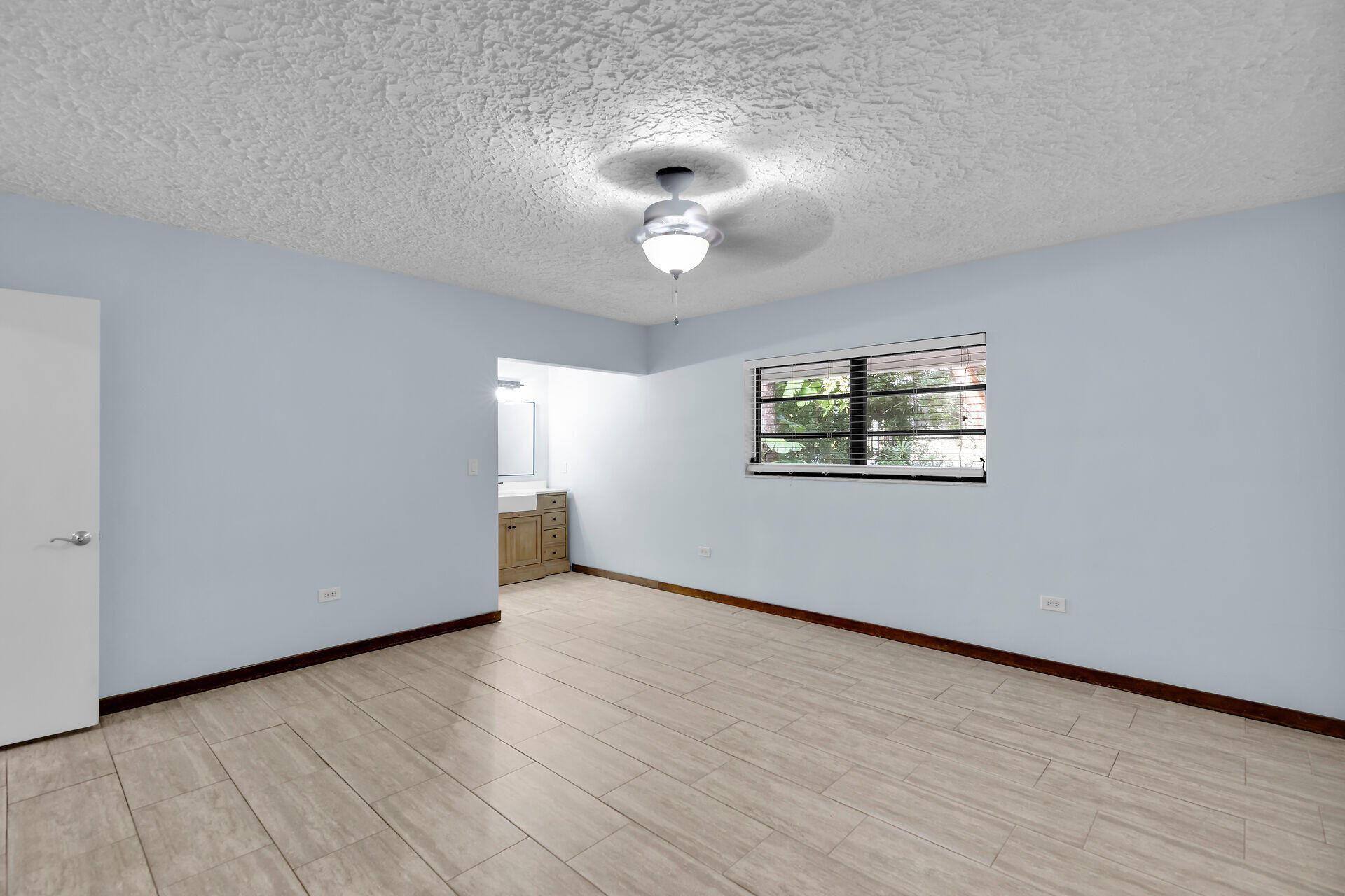 252 Bay Drive Property Photo 29