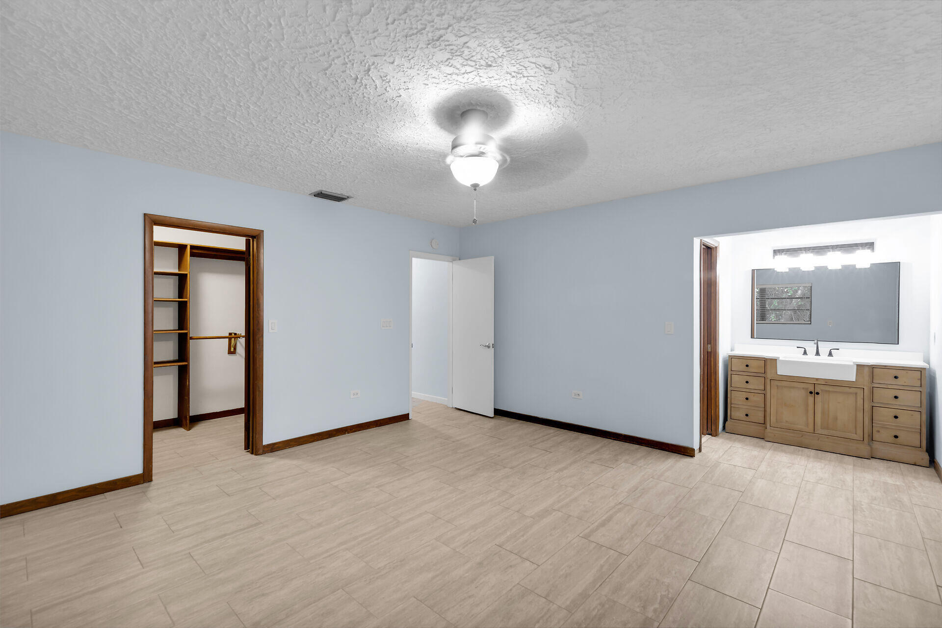 252 Bay Drive Property Photo 30