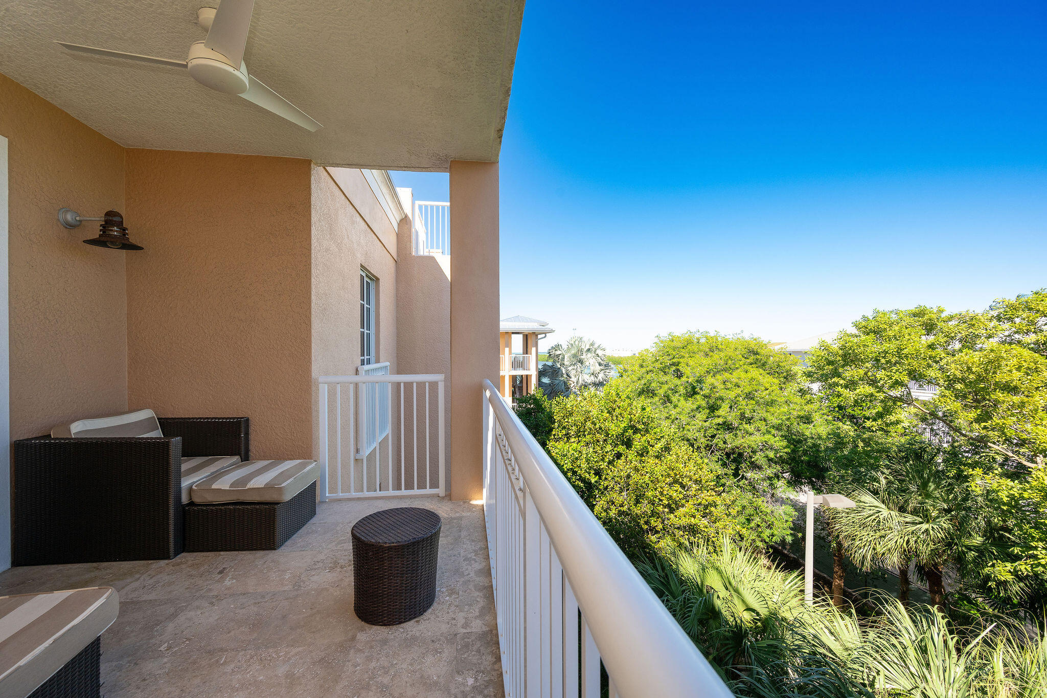 3841 N Roosevelt Boulevard 632 Property Photo 17