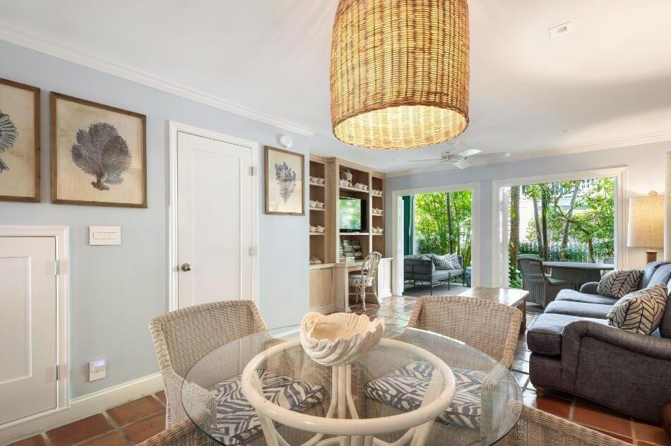 231 Southard Street Property Photo 6