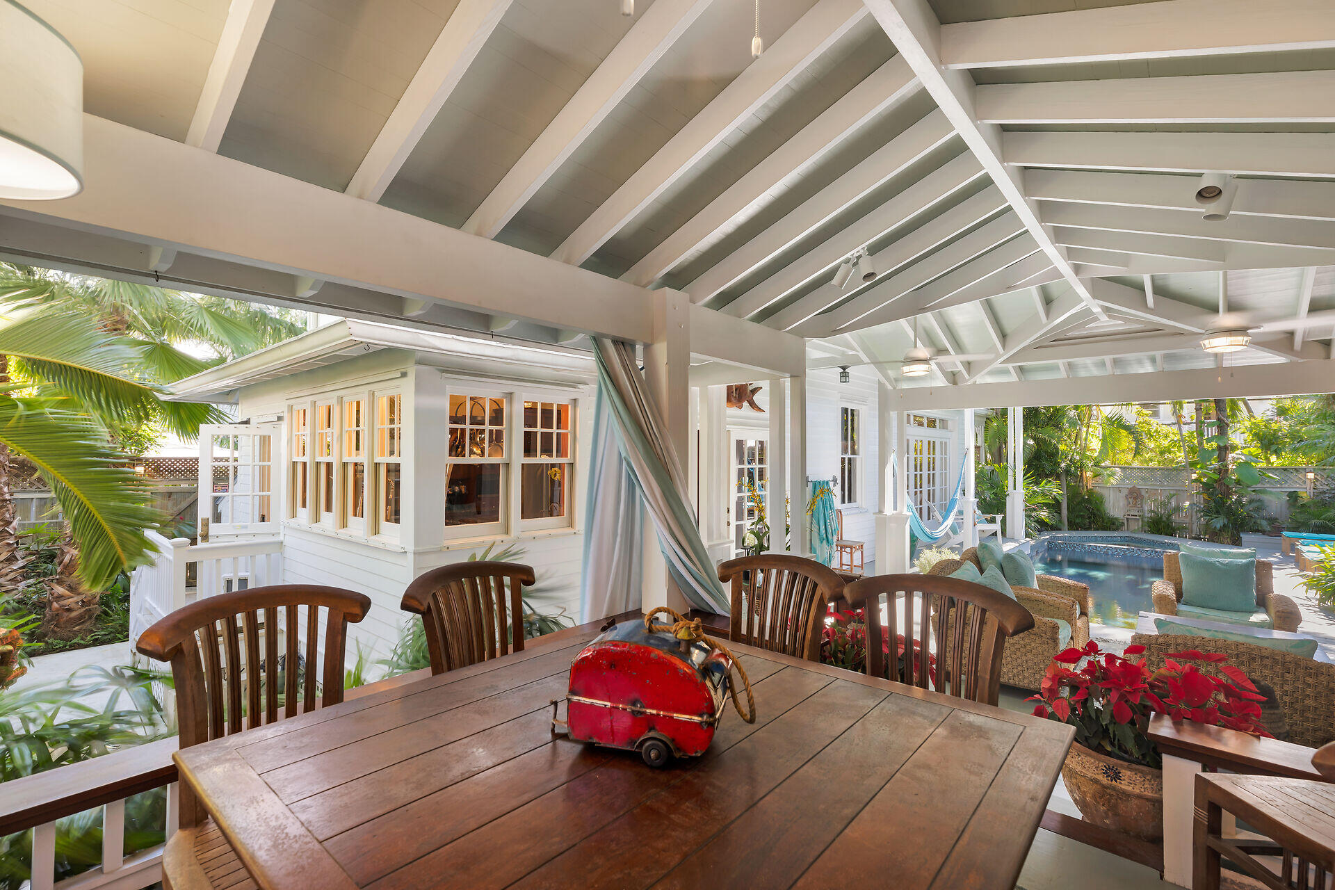 1319 Olivia Street Property Photo 43
