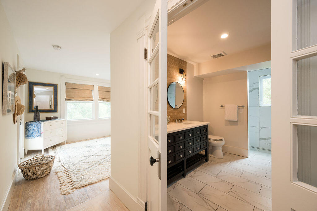 1419 Thompson Street Property Photo 24