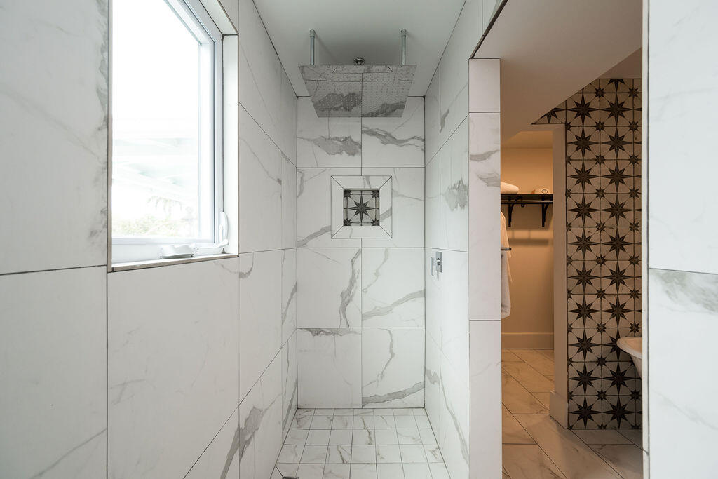 1419 Thompson Street Property Photo 29