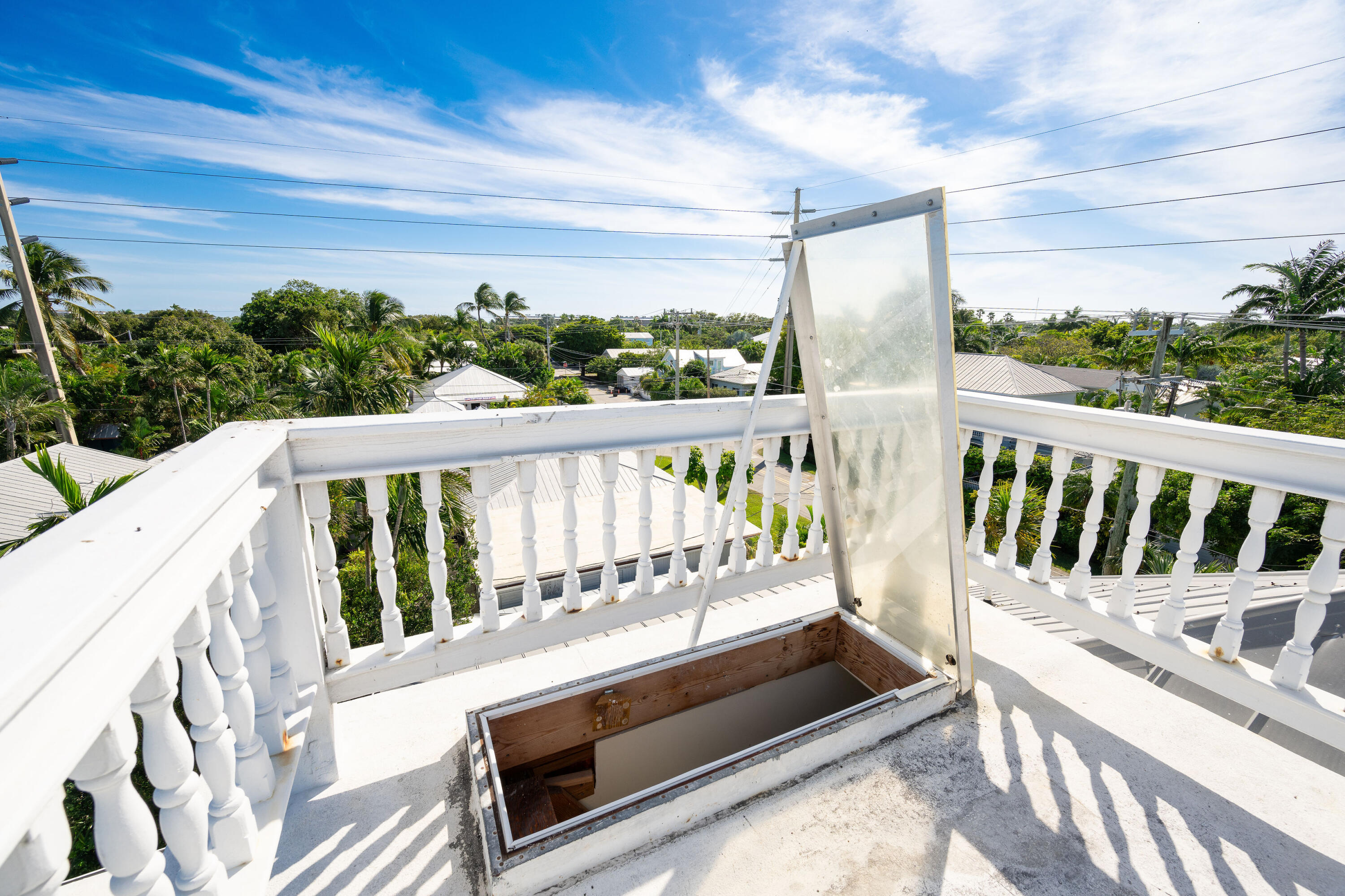 1419 Thompson Street Property Photo 45