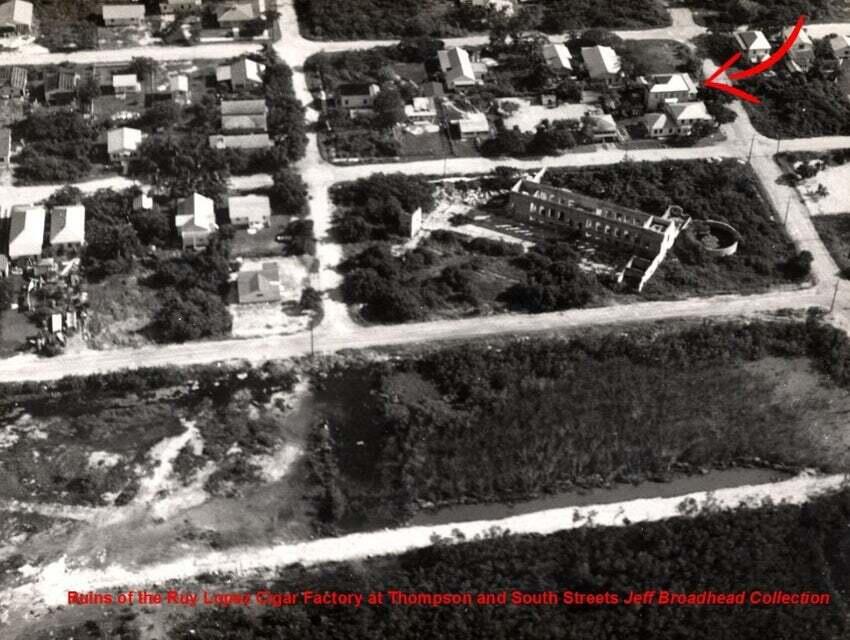1419 Thompson Street Property Photo 62