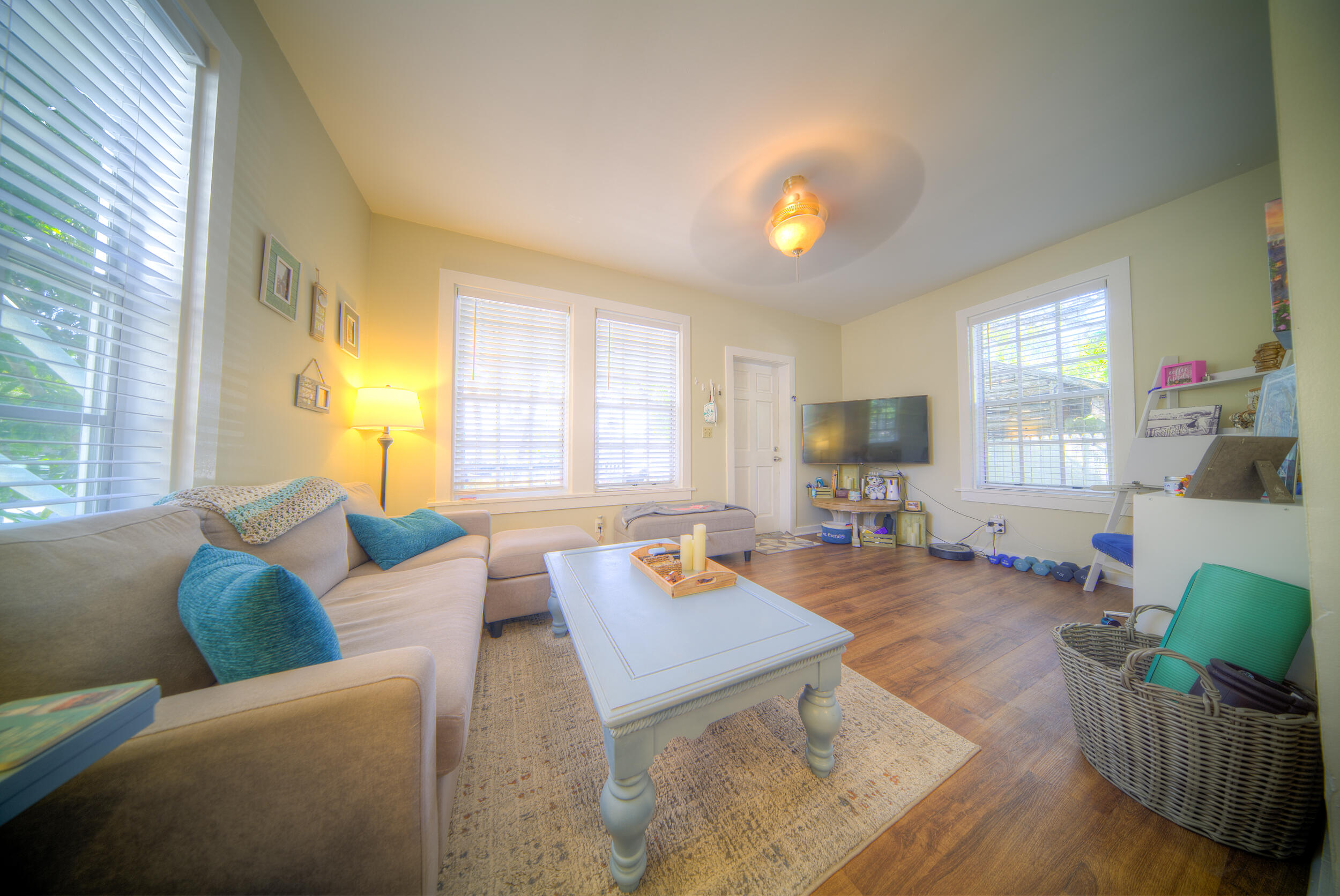1415 United Street Property Photo 4