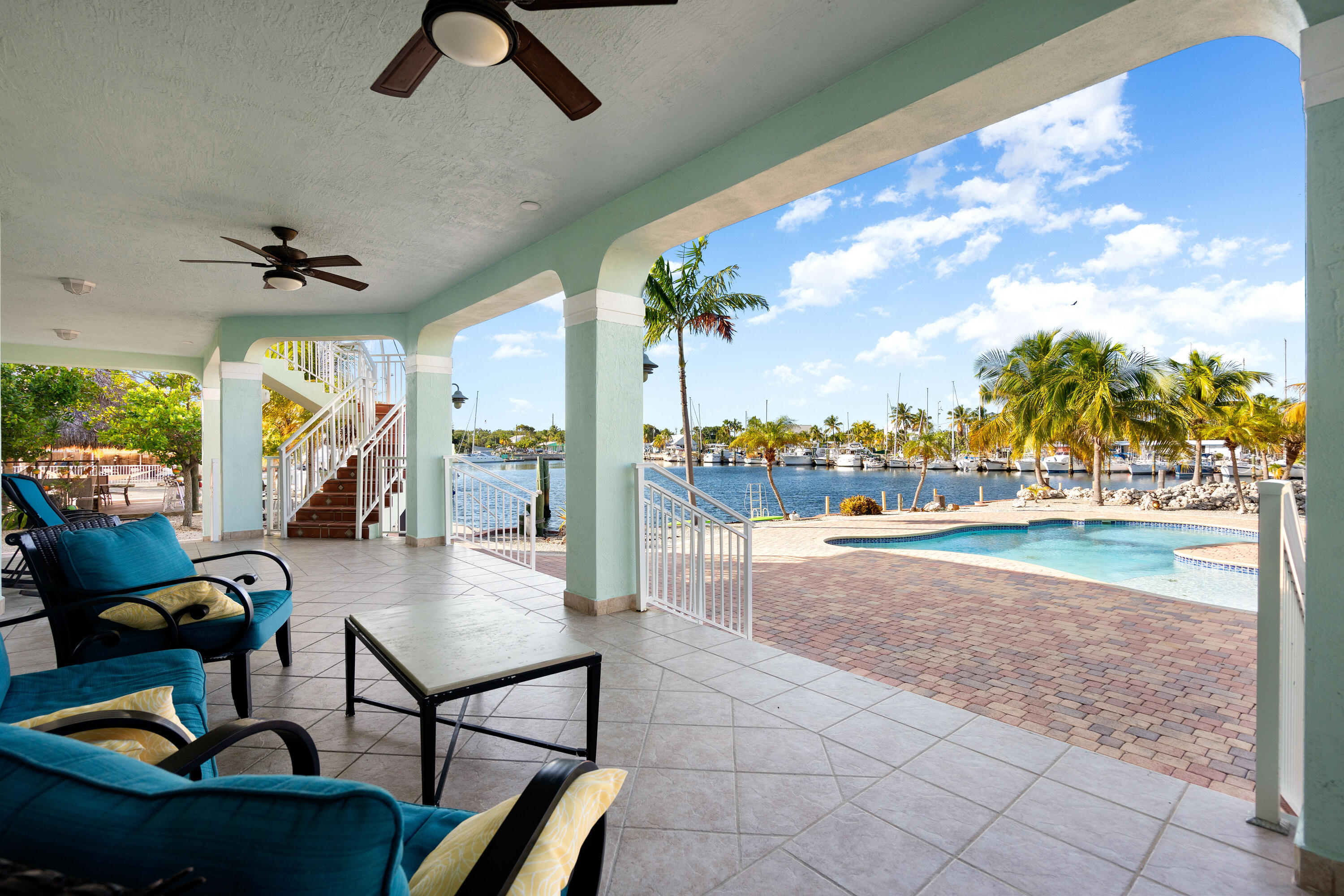 301 Oleander Drive Property Photo 10