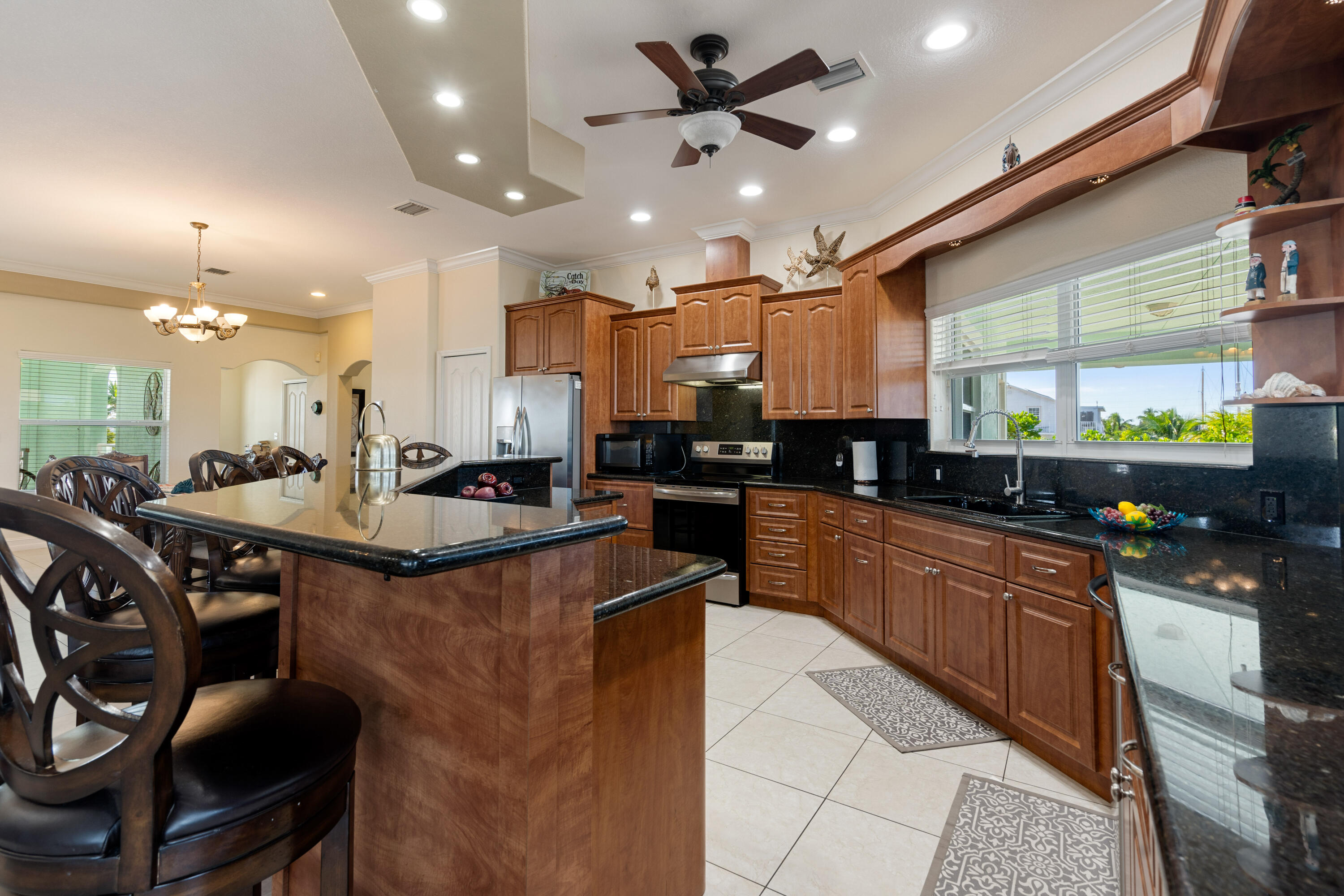 301 Oleander Drive Property Photo 22