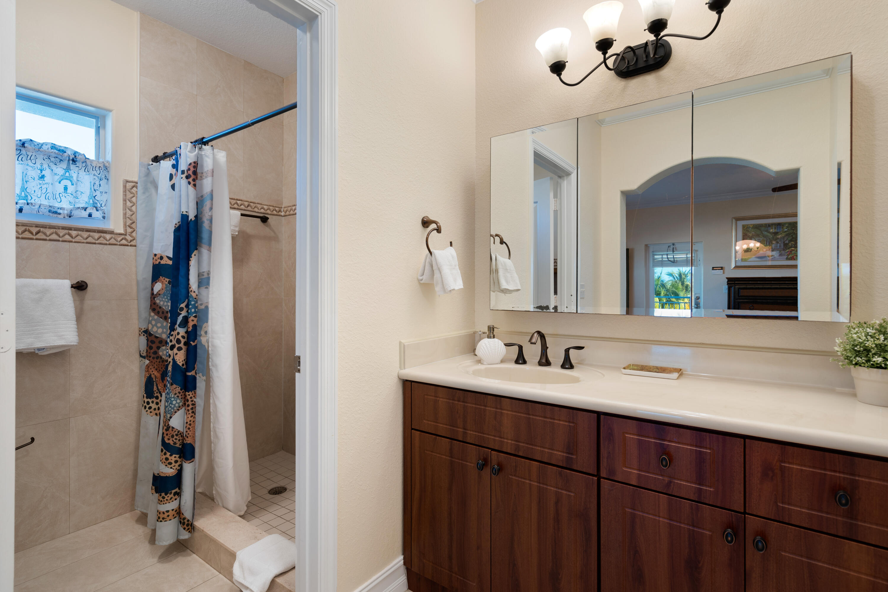 301 Oleander Drive Property Photo 34