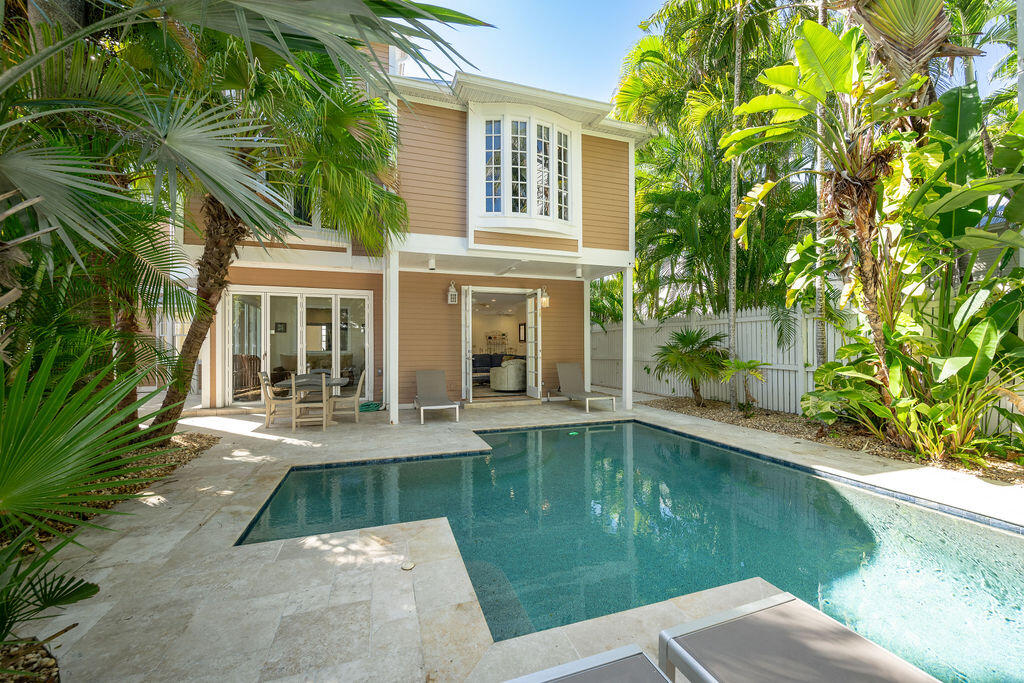 202 Admirals Lane Picture
