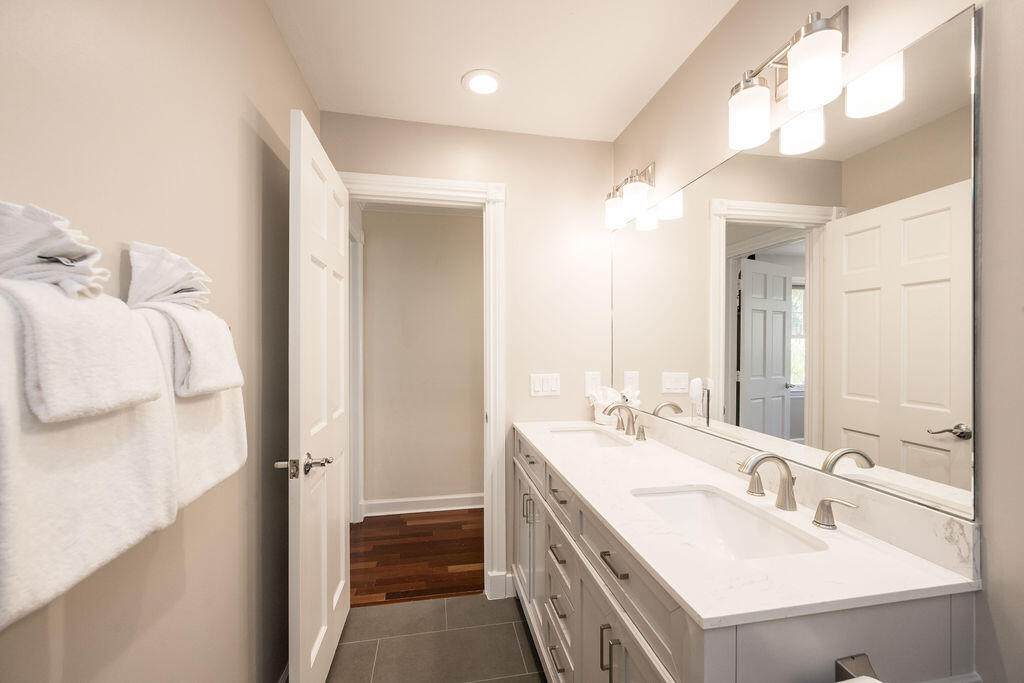 202 Admirals Lane Property Photo 38