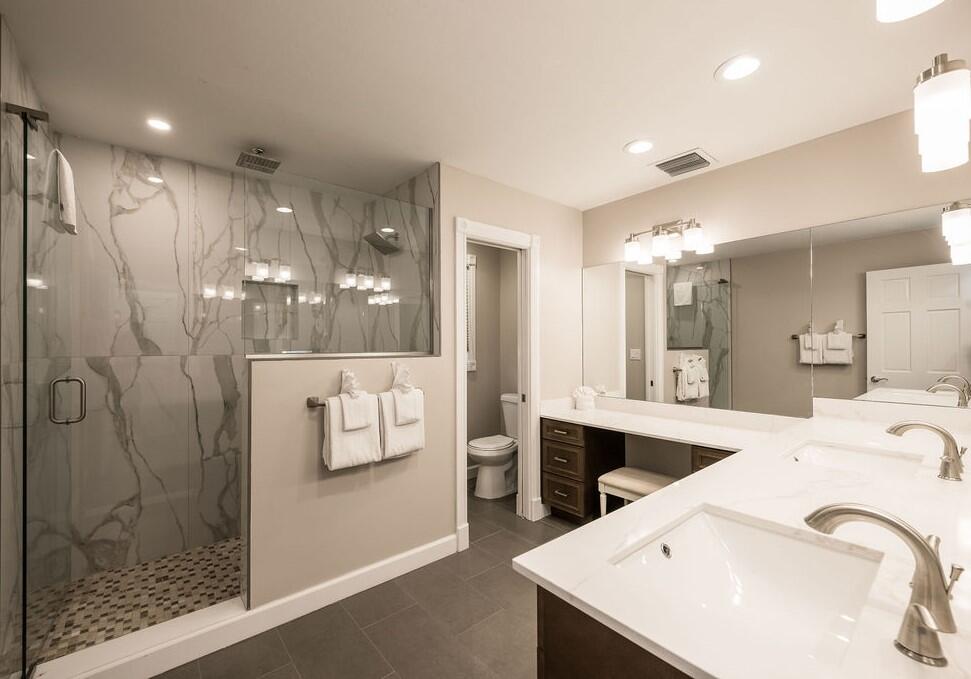 202 Admirals Lane Property Photo 42
