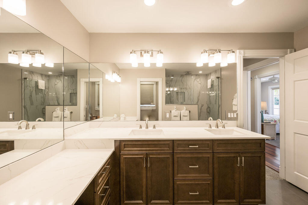 202 Admirals Lane Property Photo 43