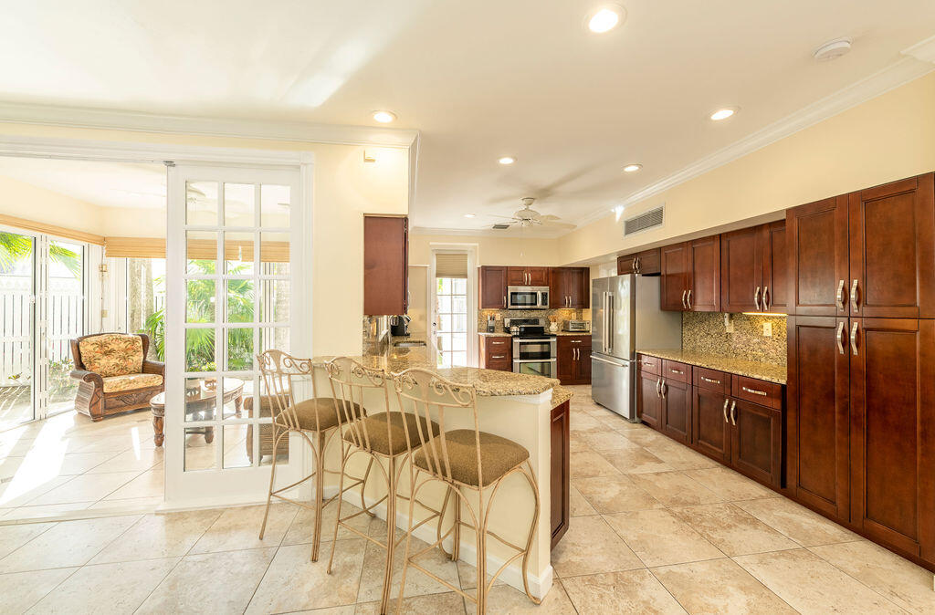 202 Admirals Lane Property Photo 60