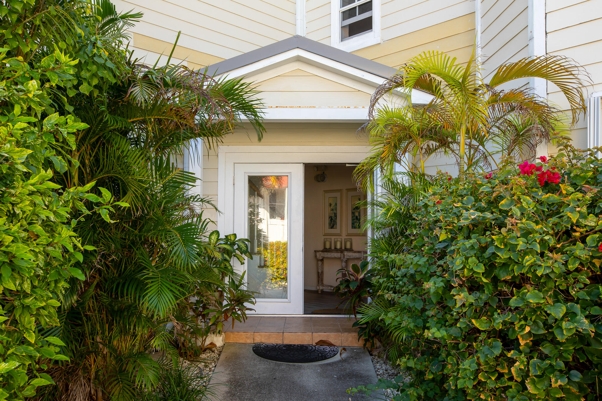 30 Hilton Haven Road, 2a Property Photo 4