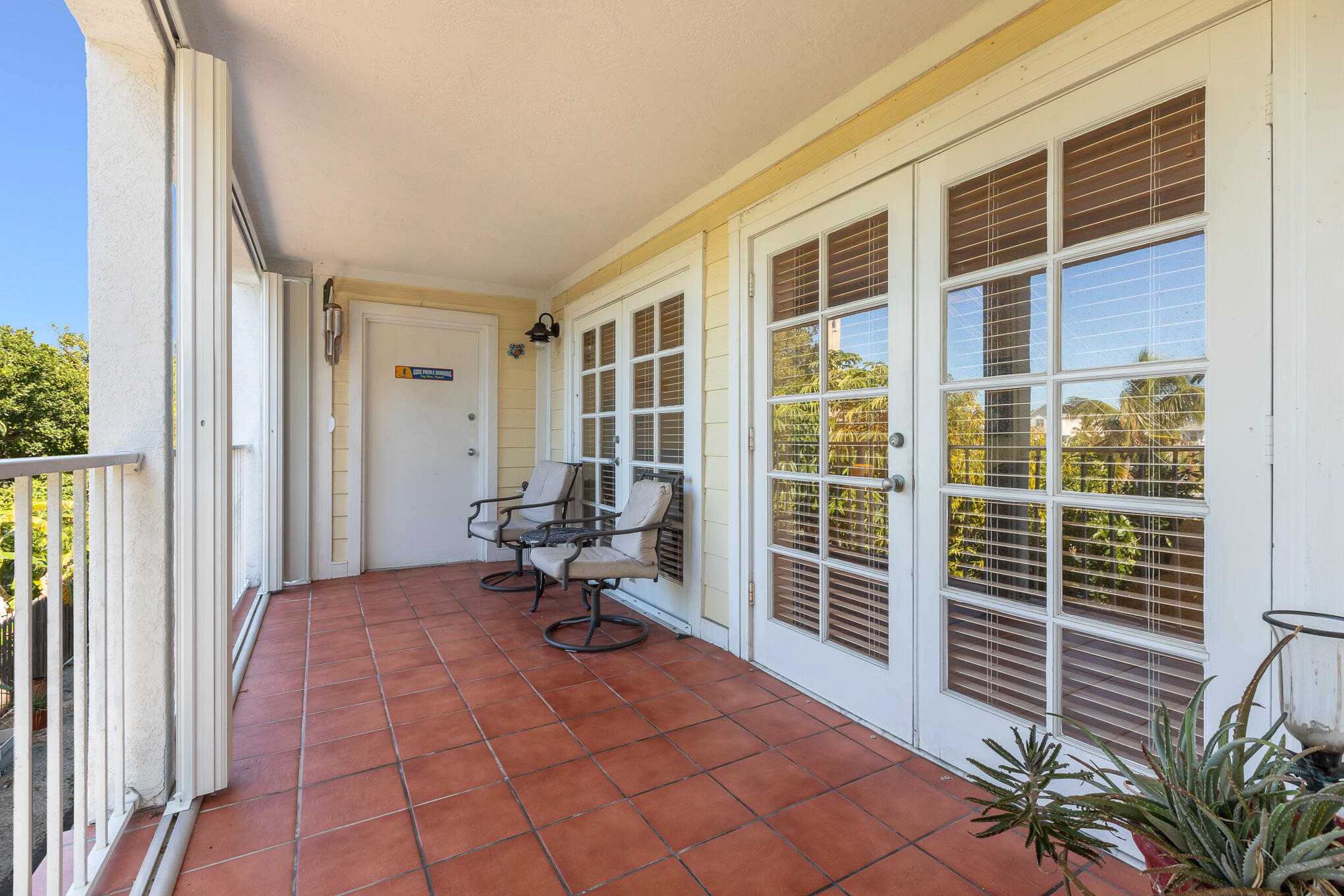 30 Hilton Haven Road, 2a Property Photo 6