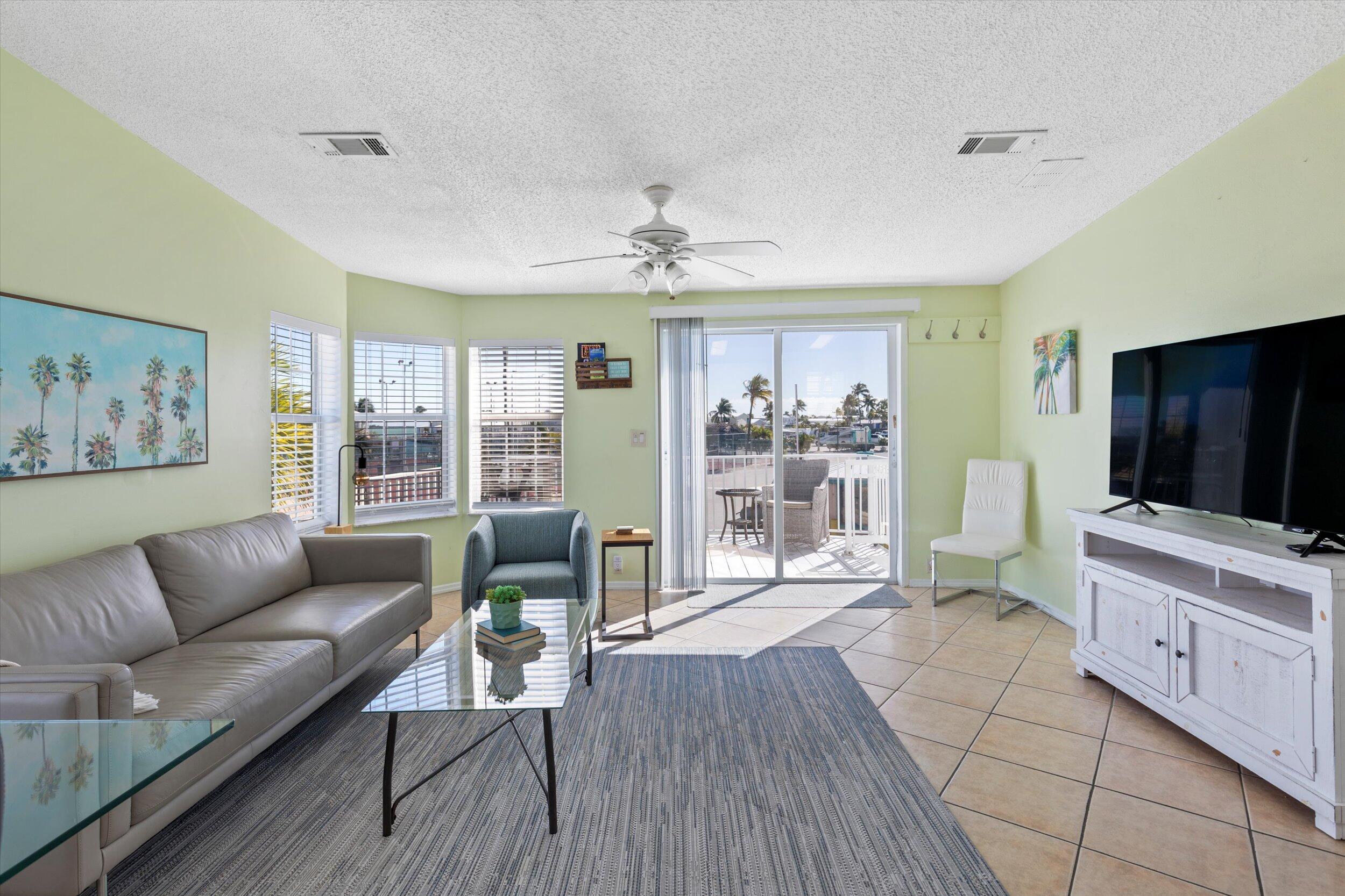 701 Spanish Main Drive, 659 Property Photo 6