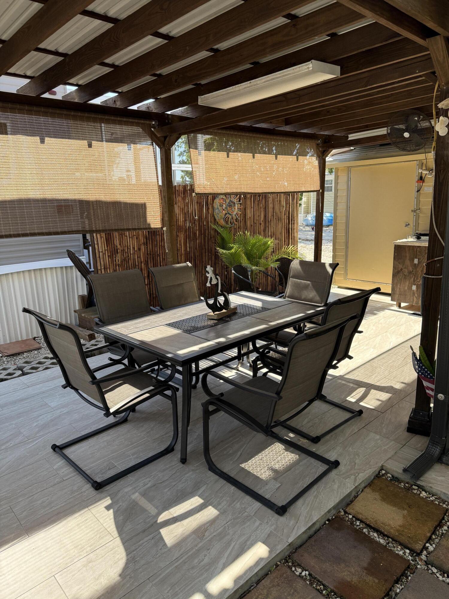 325 Calusa Street, #393 Property Photo 6