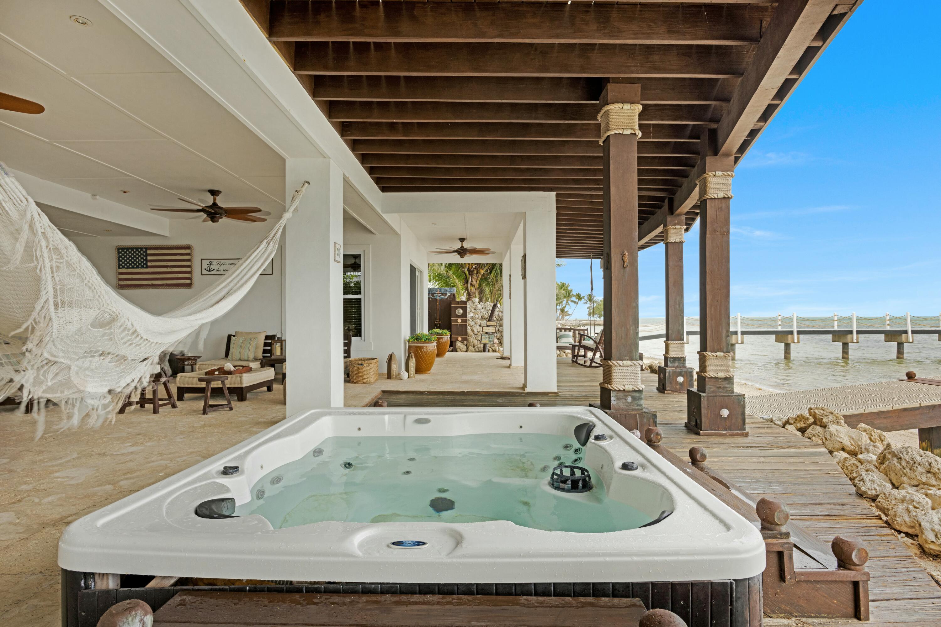75061 Overseas Highway Property Photo 37