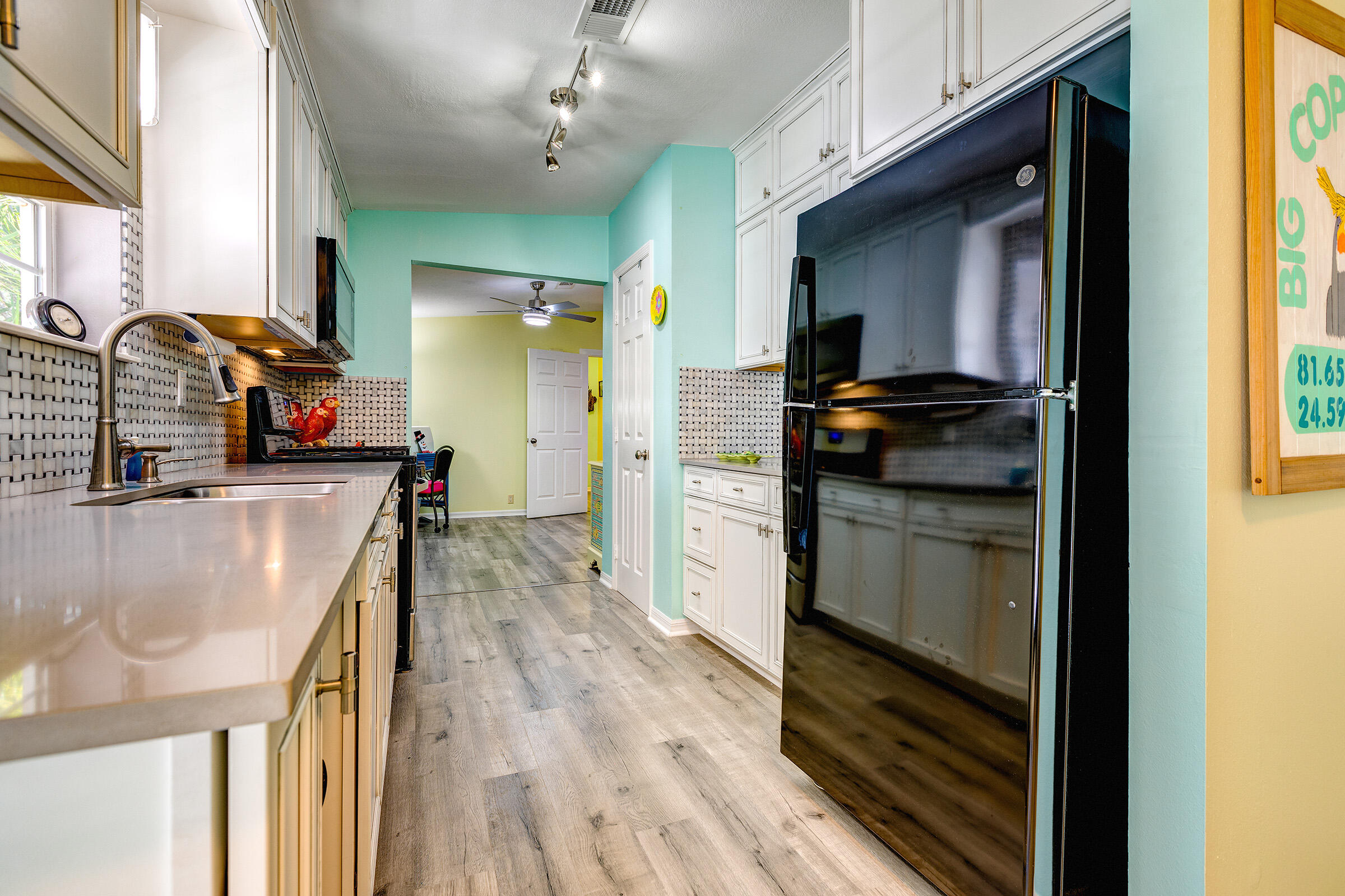 411 + 415 1st Street Property Photo 4