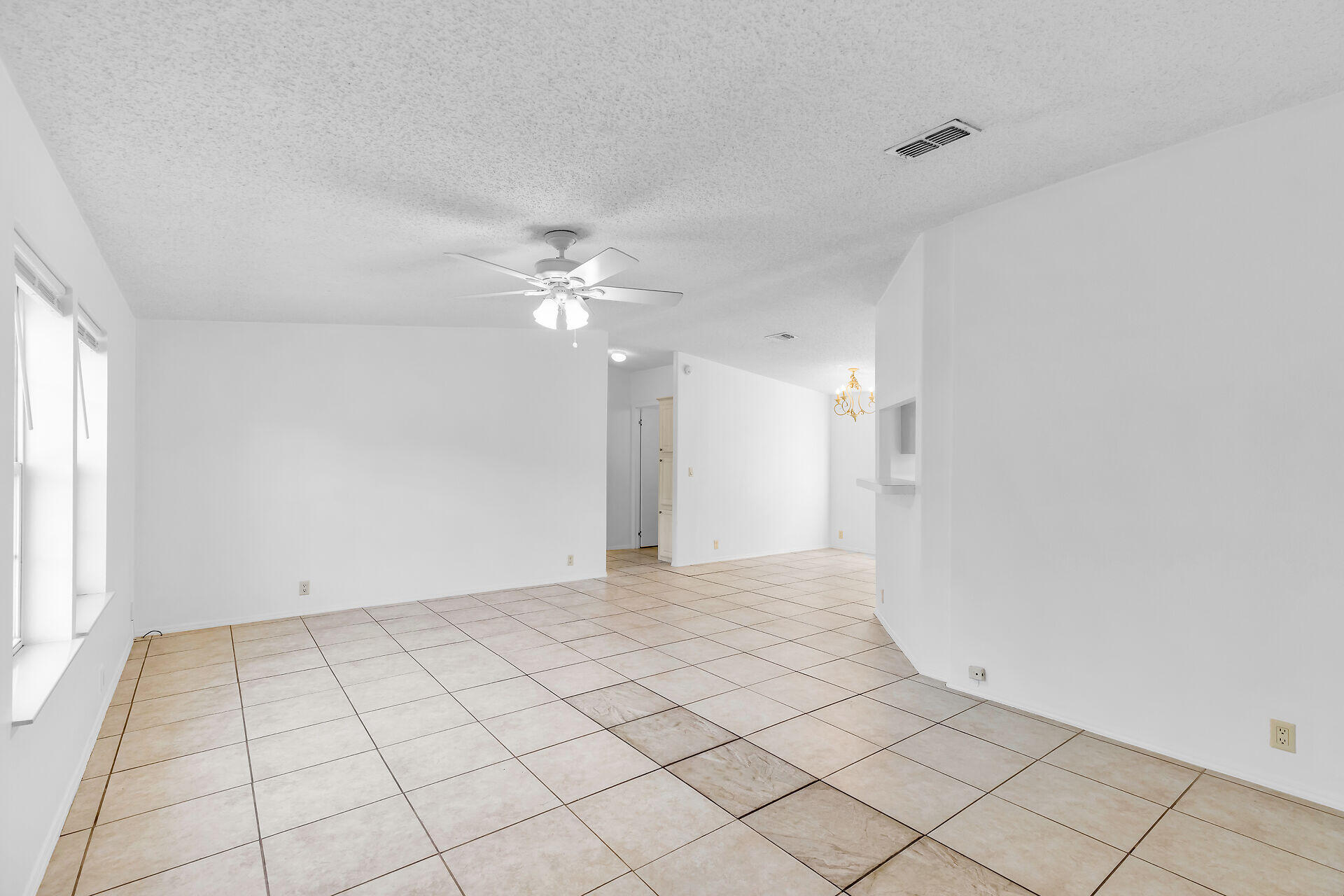 31037 Avenue D Property Photo 3