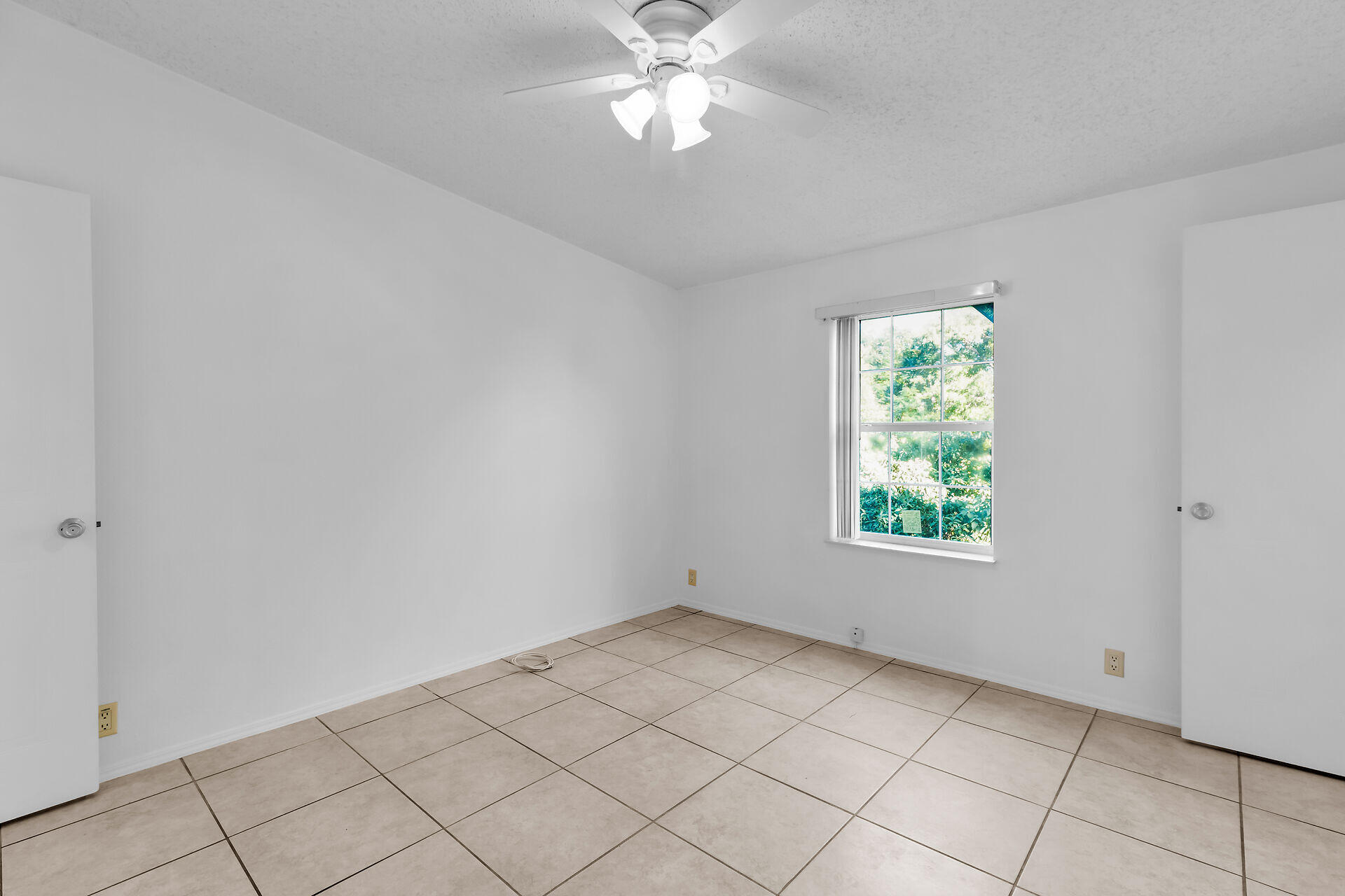 31037 Avenue D Property Photo 16