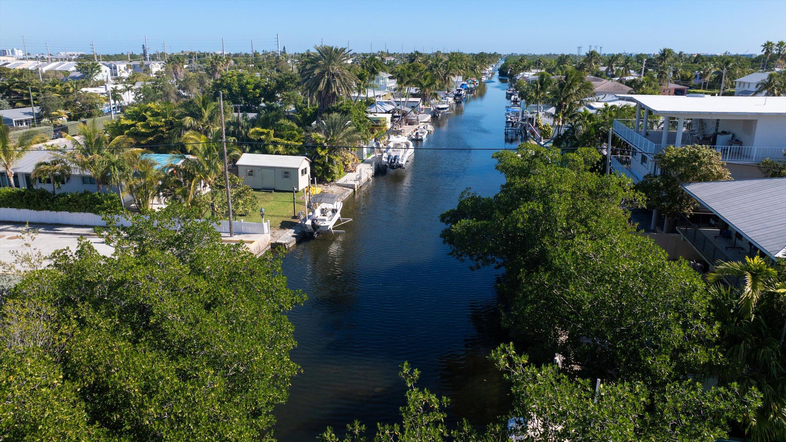 2816 Flagler Avenue Property Photo 6