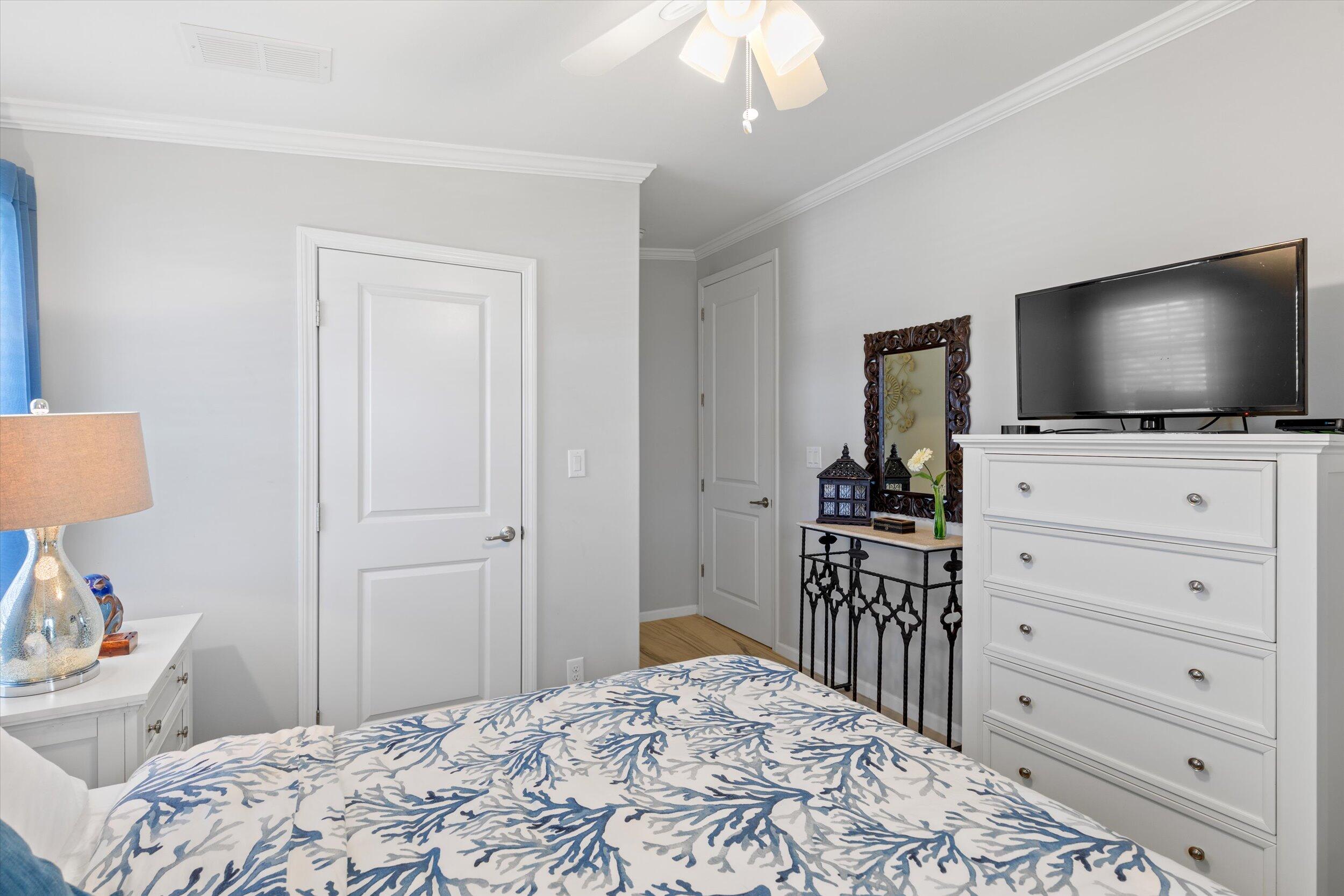2816 Flagler Avenue Property Photo 34