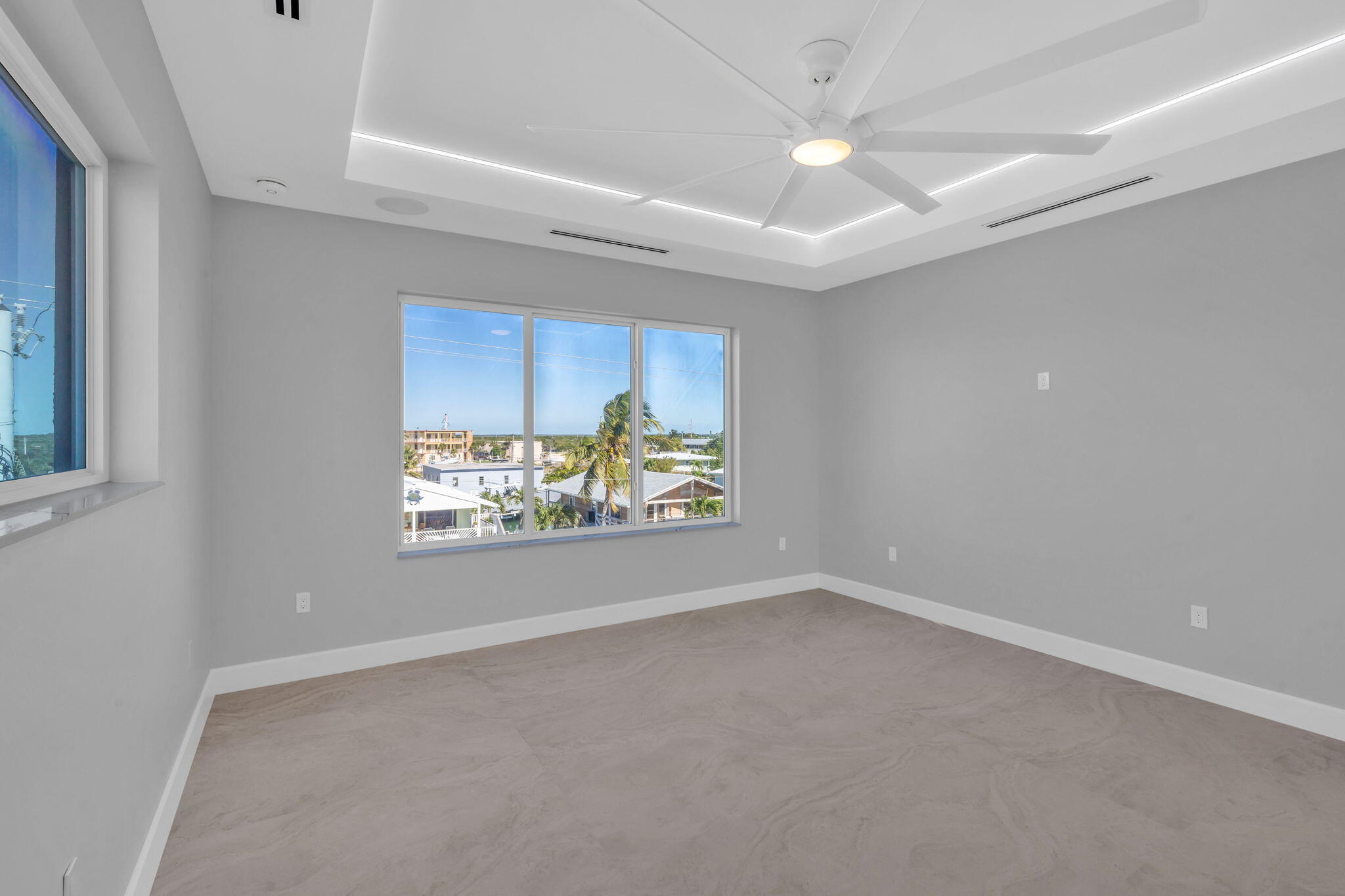 220 E Caribbean Drive Property Photo 66