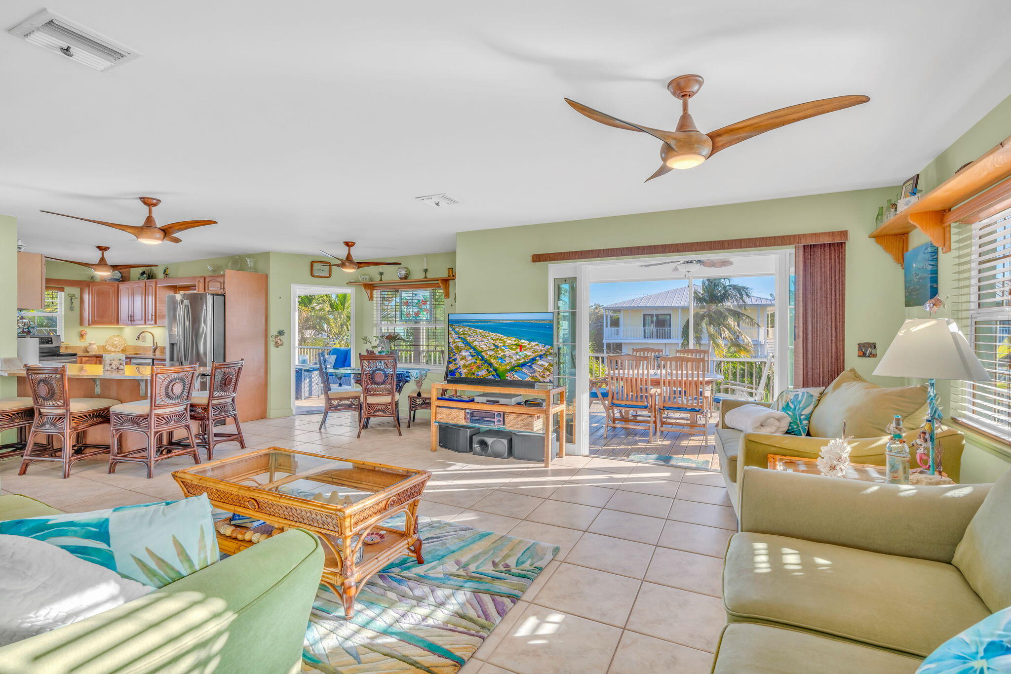 28560 Doubloon Road Property Photo 16