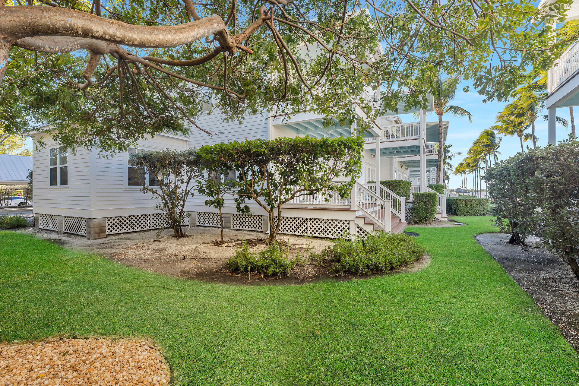 11600 1st Avenue Gulf, 25 Property Photo 37