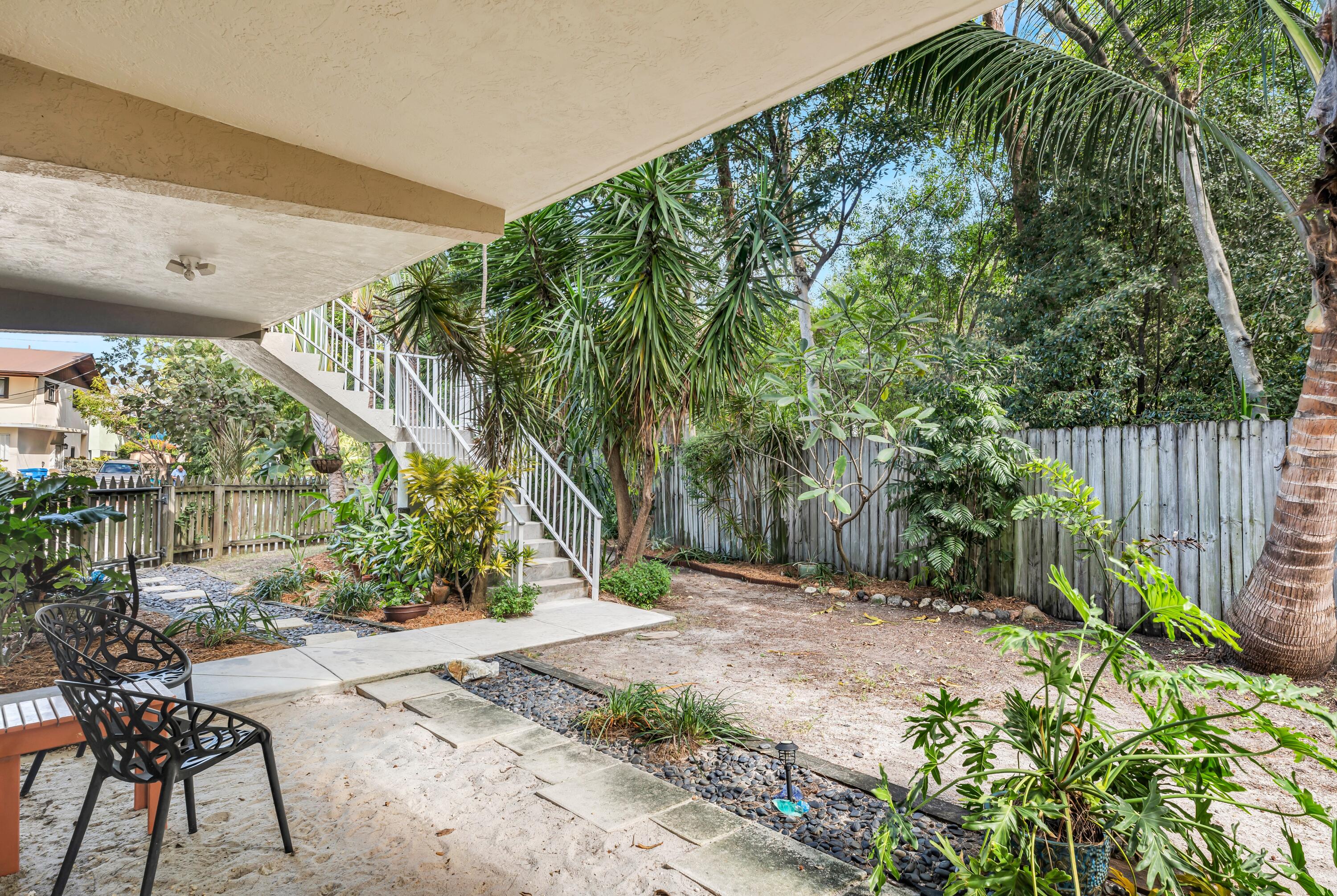 290 Woods Avenue Property Photo 42