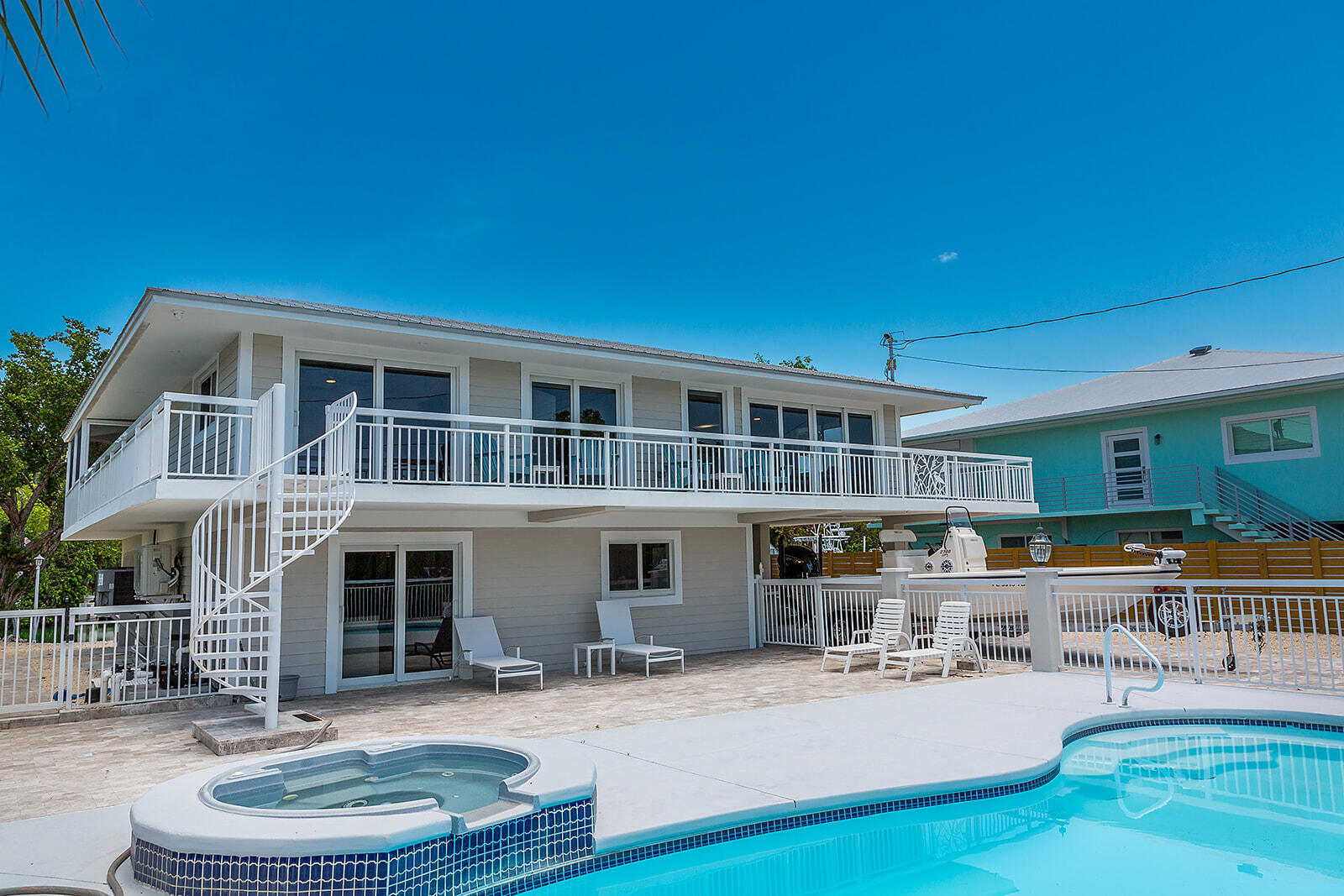 230 W Seaview Drive Property Photo 8