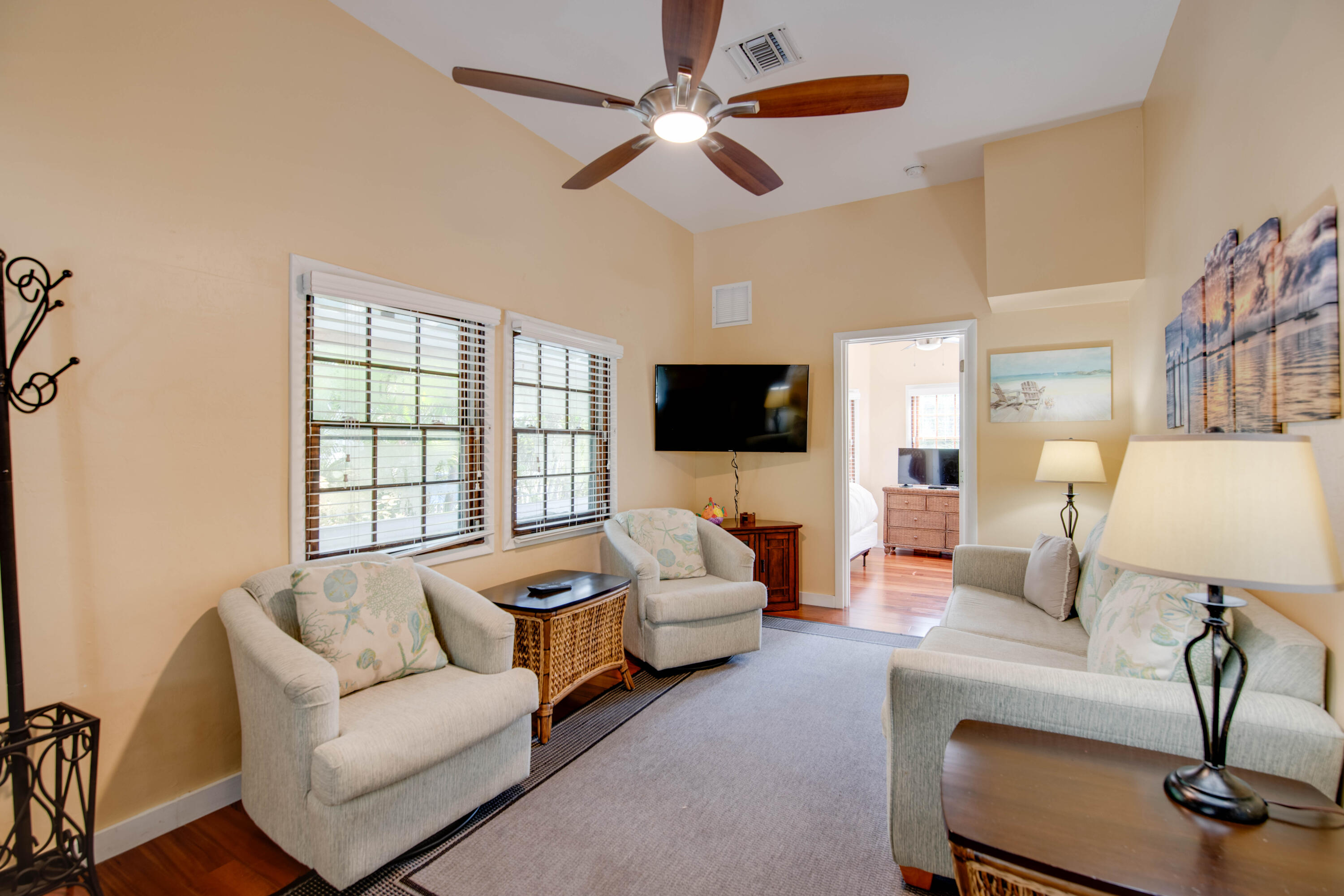 1202 Whitehead Street Property Photo 4