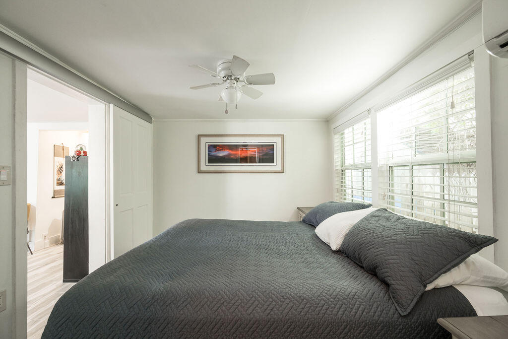 409 Margaret Street, 202 Property Photo 11